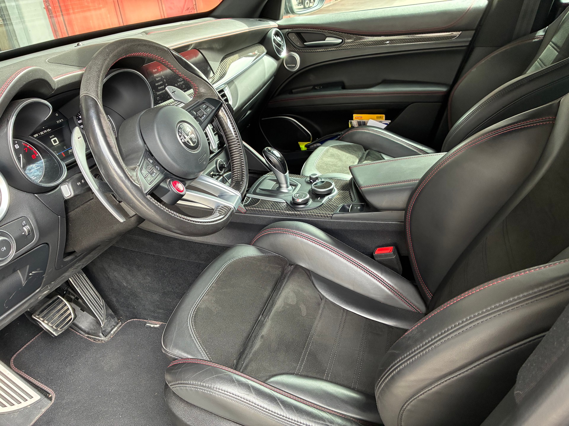 ALFA ROMEO 2.9 V6 Biturbo Q4 Quadrifoglio-image-3