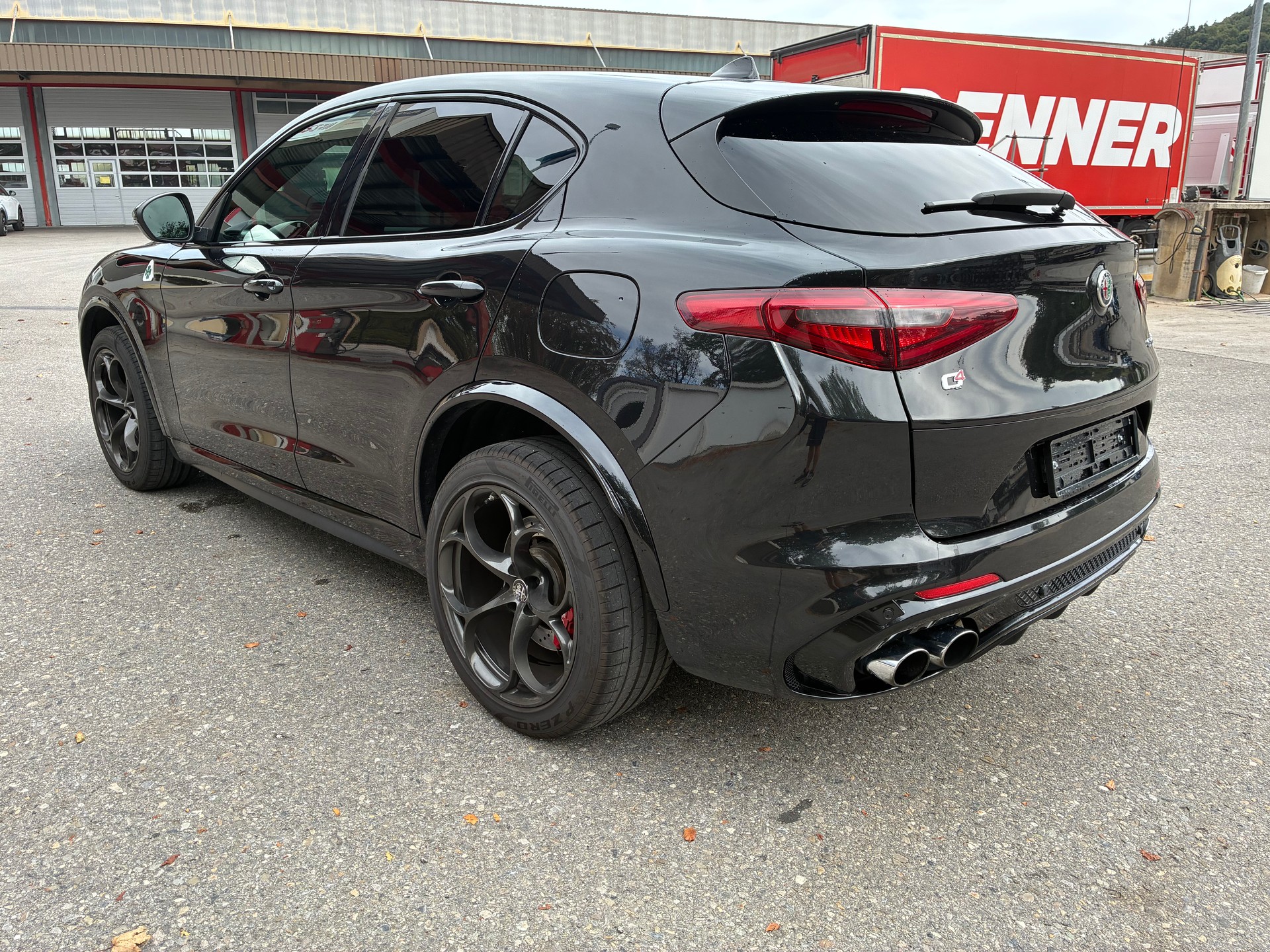 ALFA ROMEO 2.9 V6 Biturbo Q4 Quadrifoglio-image-1