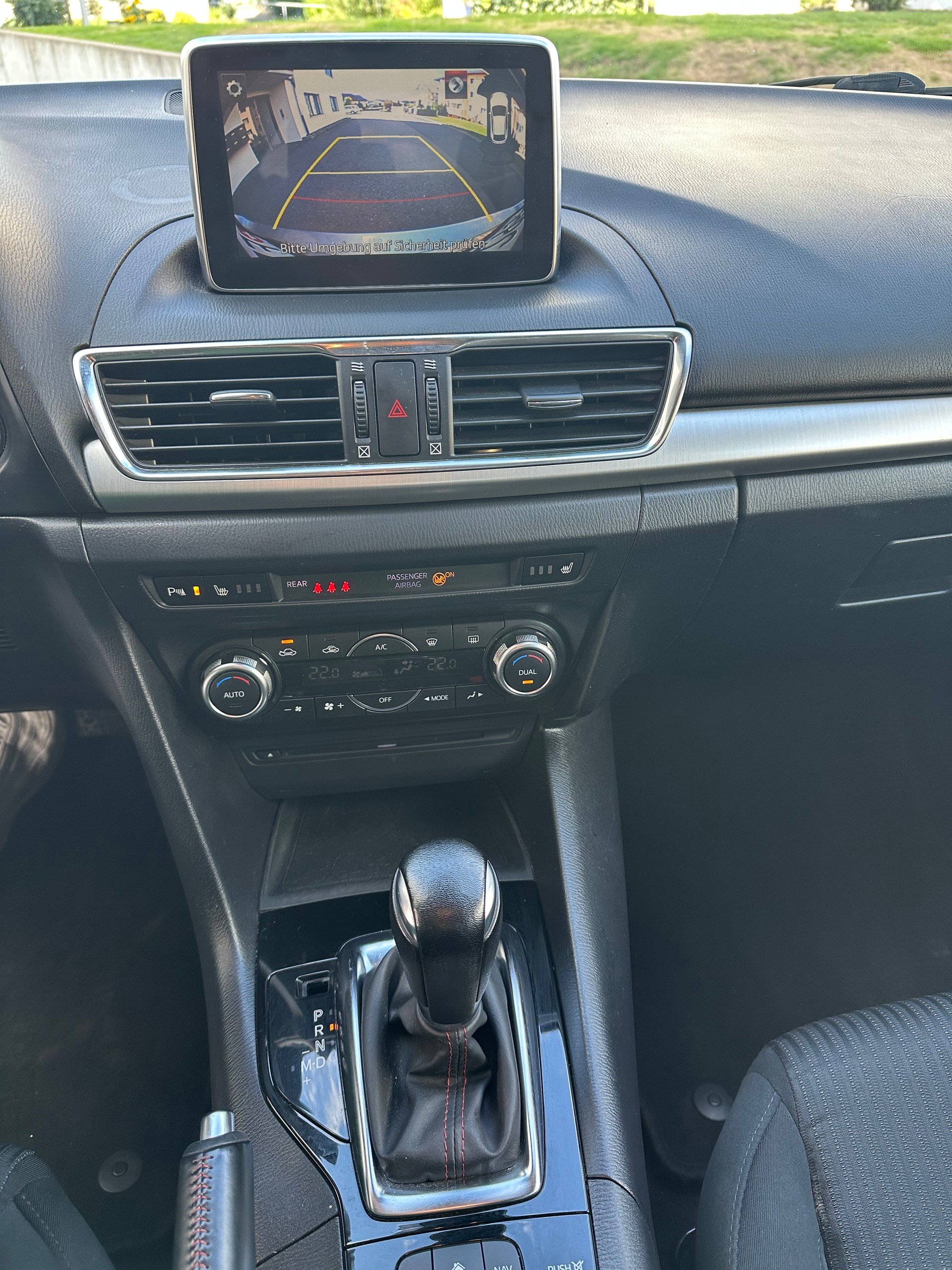 MAZDA 3 SKYACTIV-G 120 Ambition Automat-image-1