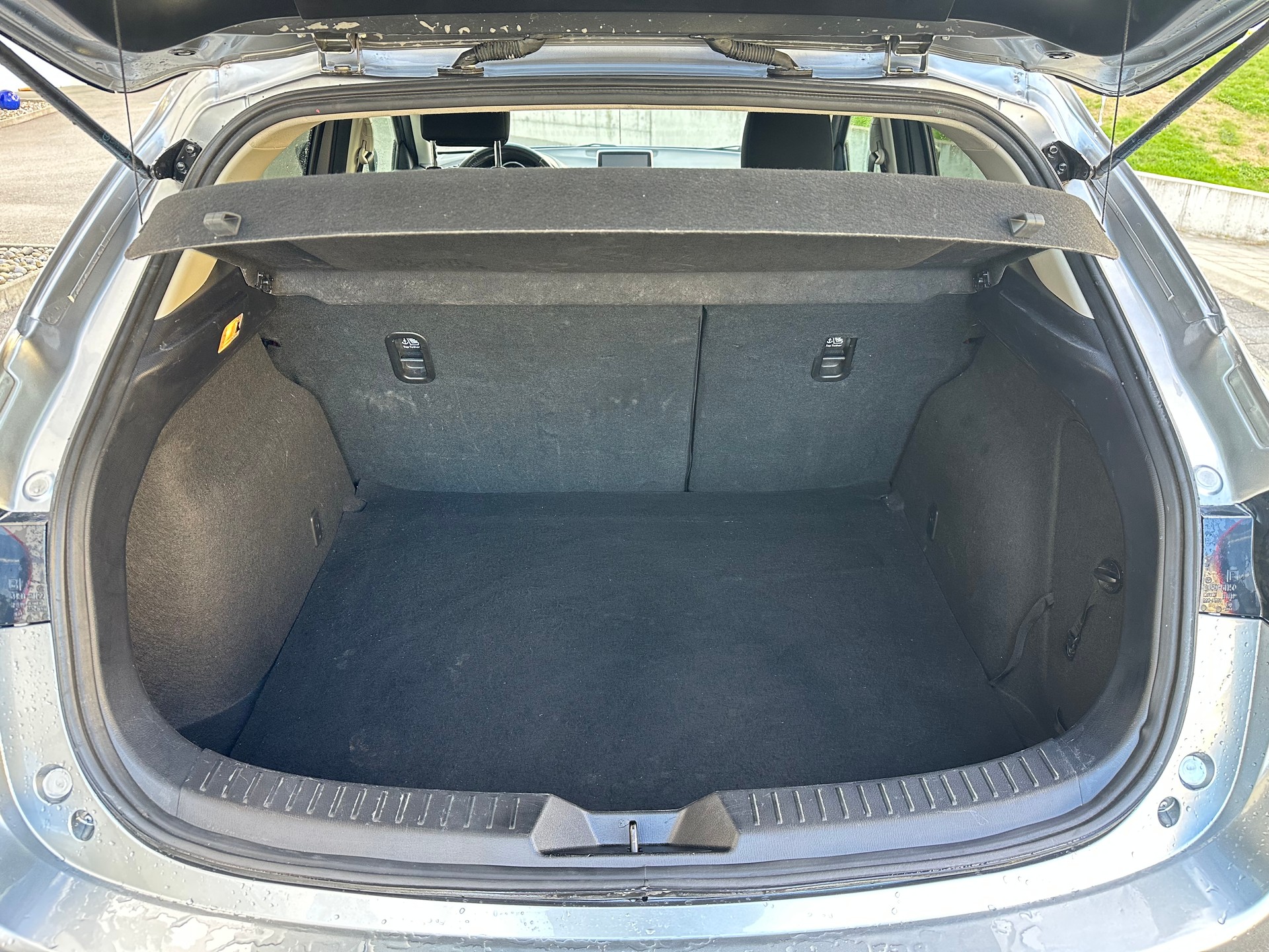 MAZDA 3 SKYACTIV-G 120 Ambition Automat-image-10