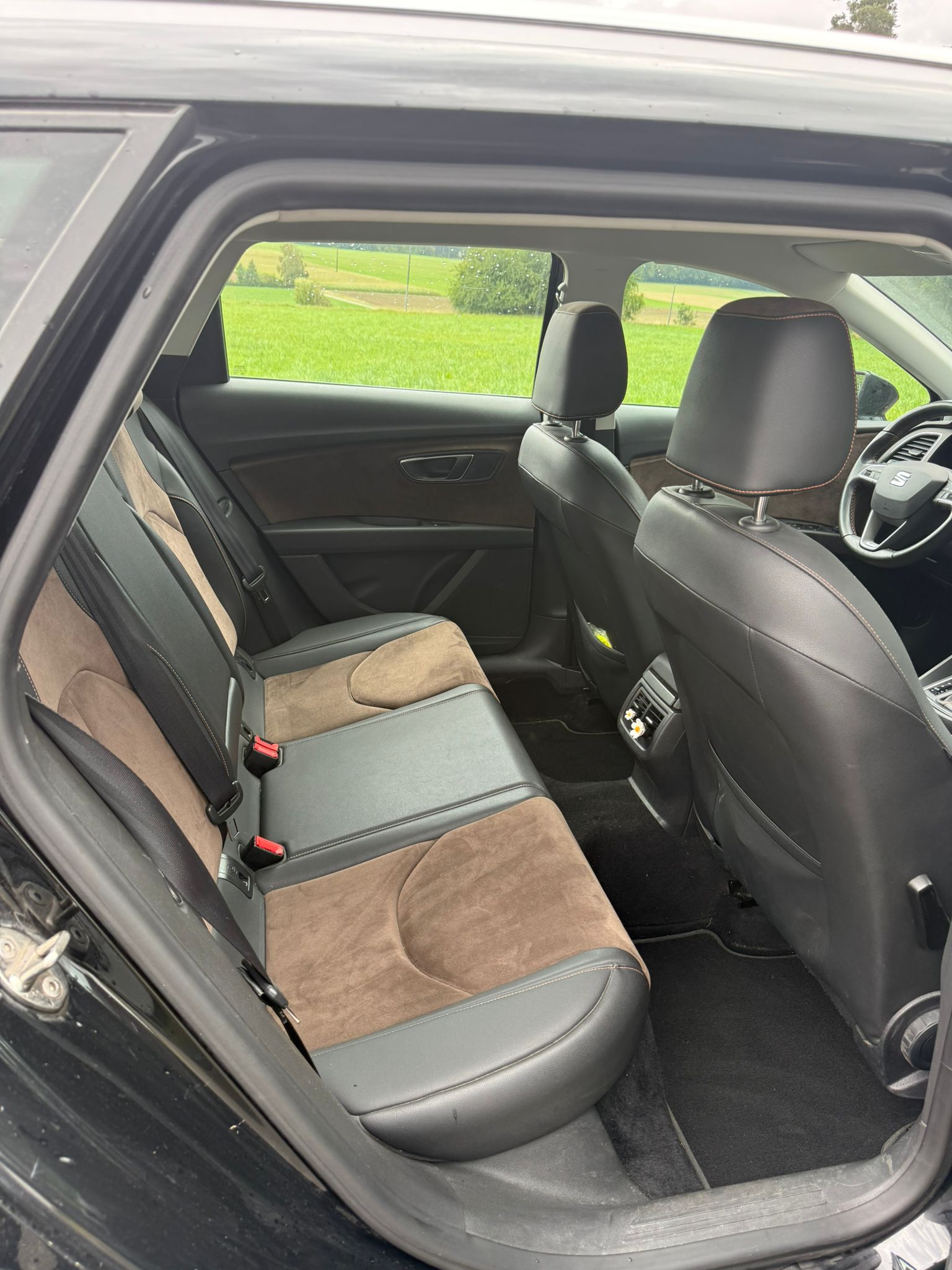 SEAT Leon ST 2.0 TDI X-Perience 4Drive DSG-image-8