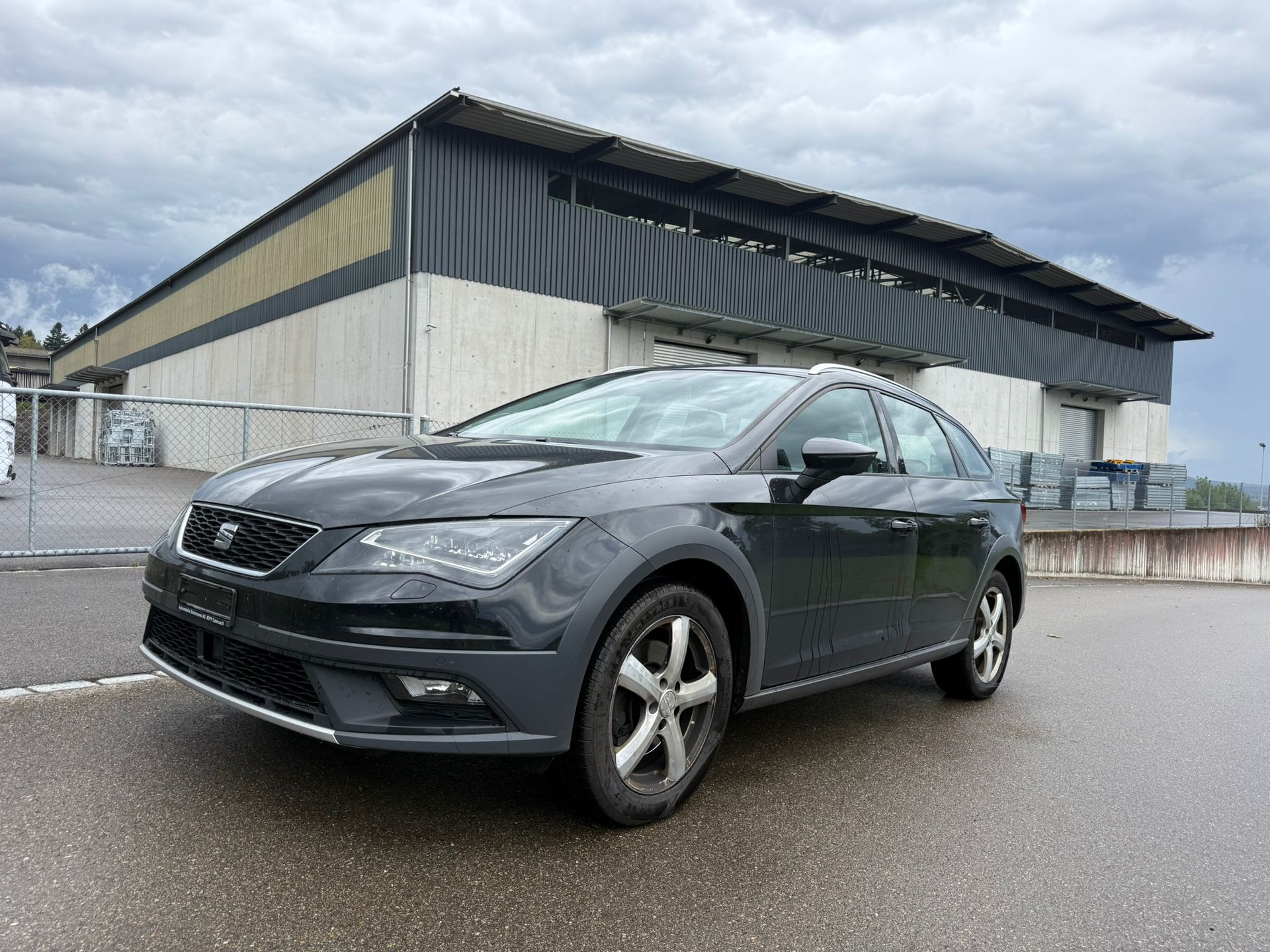 SEAT Leon ST 2.0 TDI X-Perience 4Drive DSG-image-0