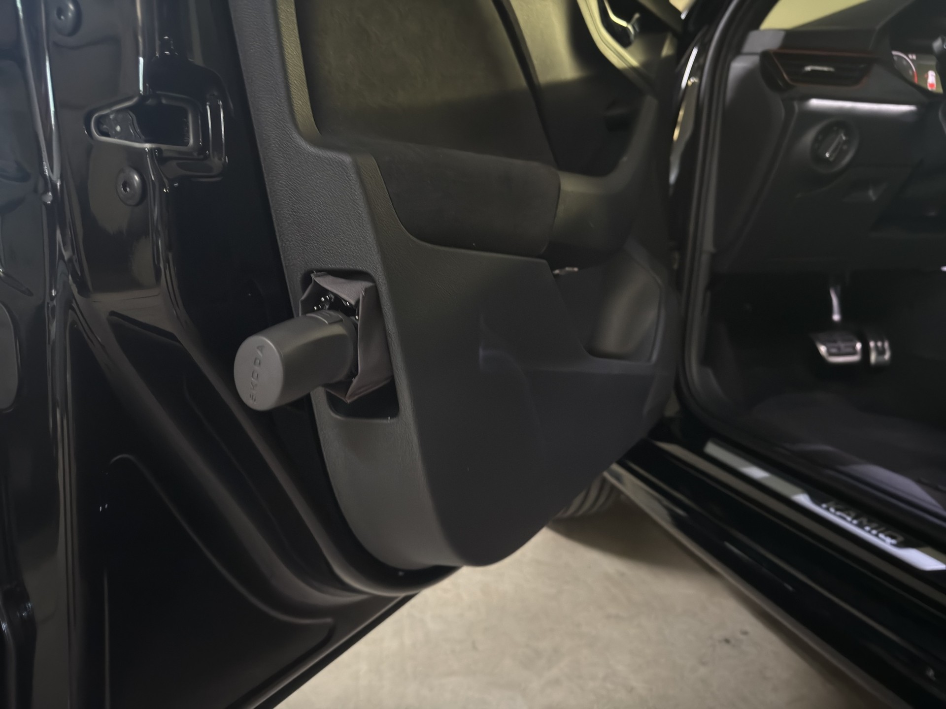 SKODA Kamiq 1.0 TSI Dynamic DSG-image-14