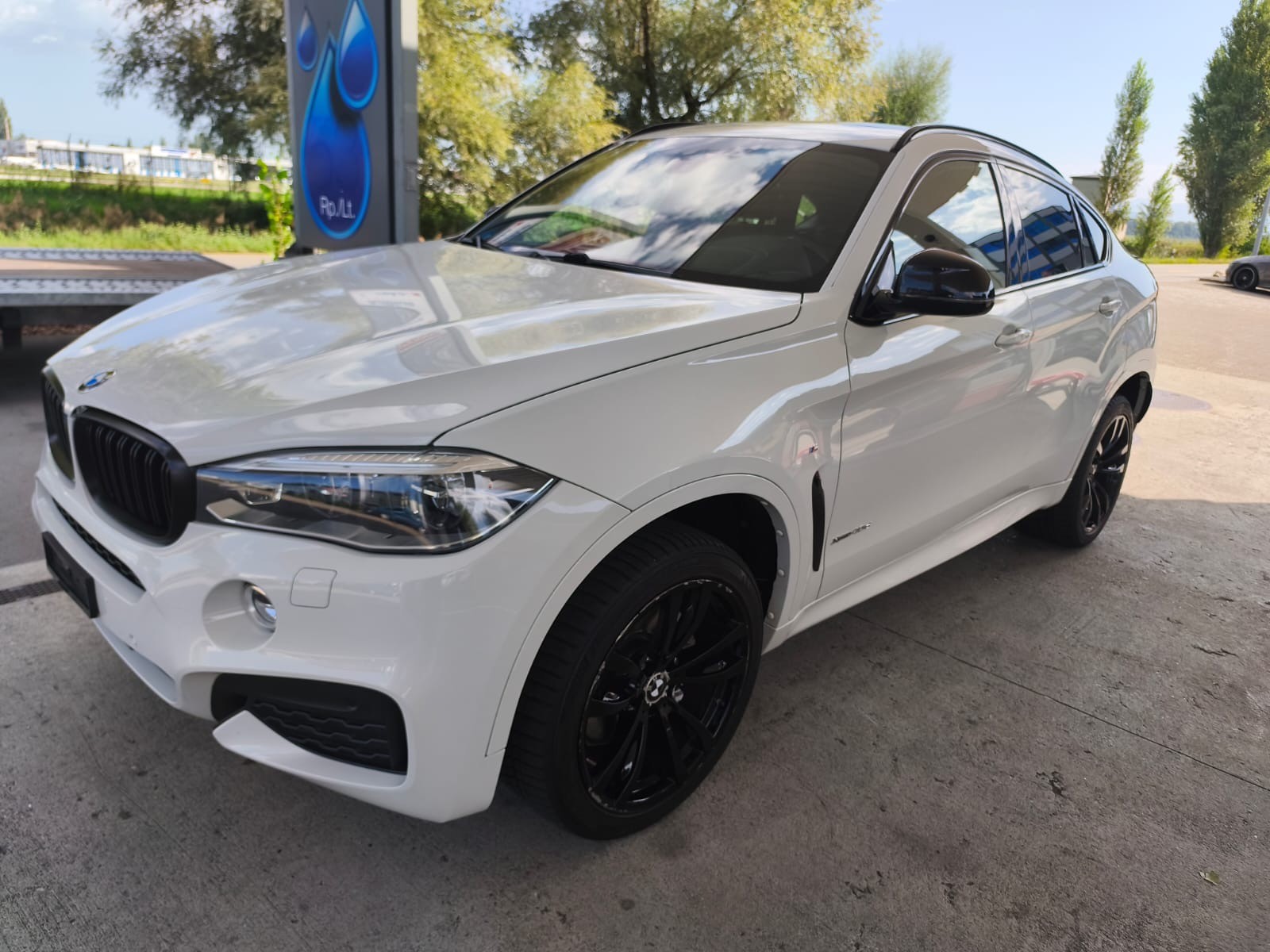 BMW X6 xDrive 40d M Packt Steptronic-image-1