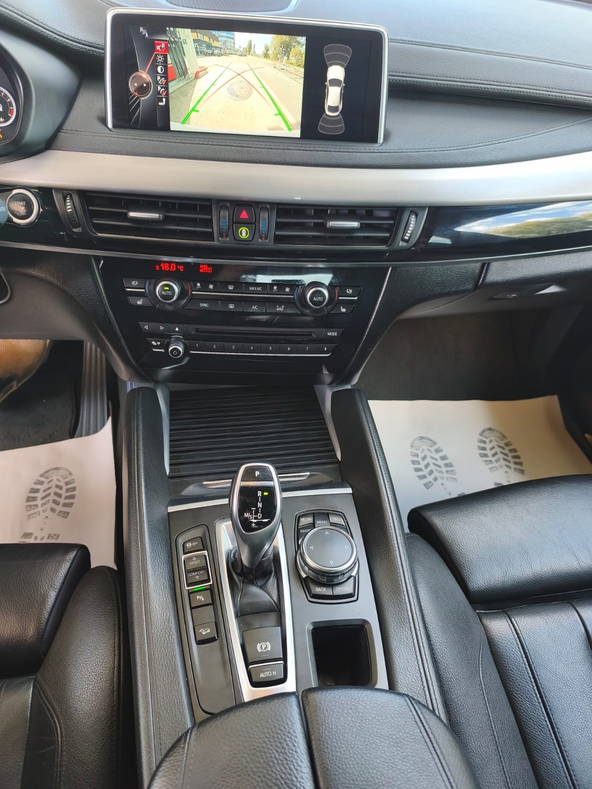 BMW X6 xDrive 40d M Packt Steptronic-image-10