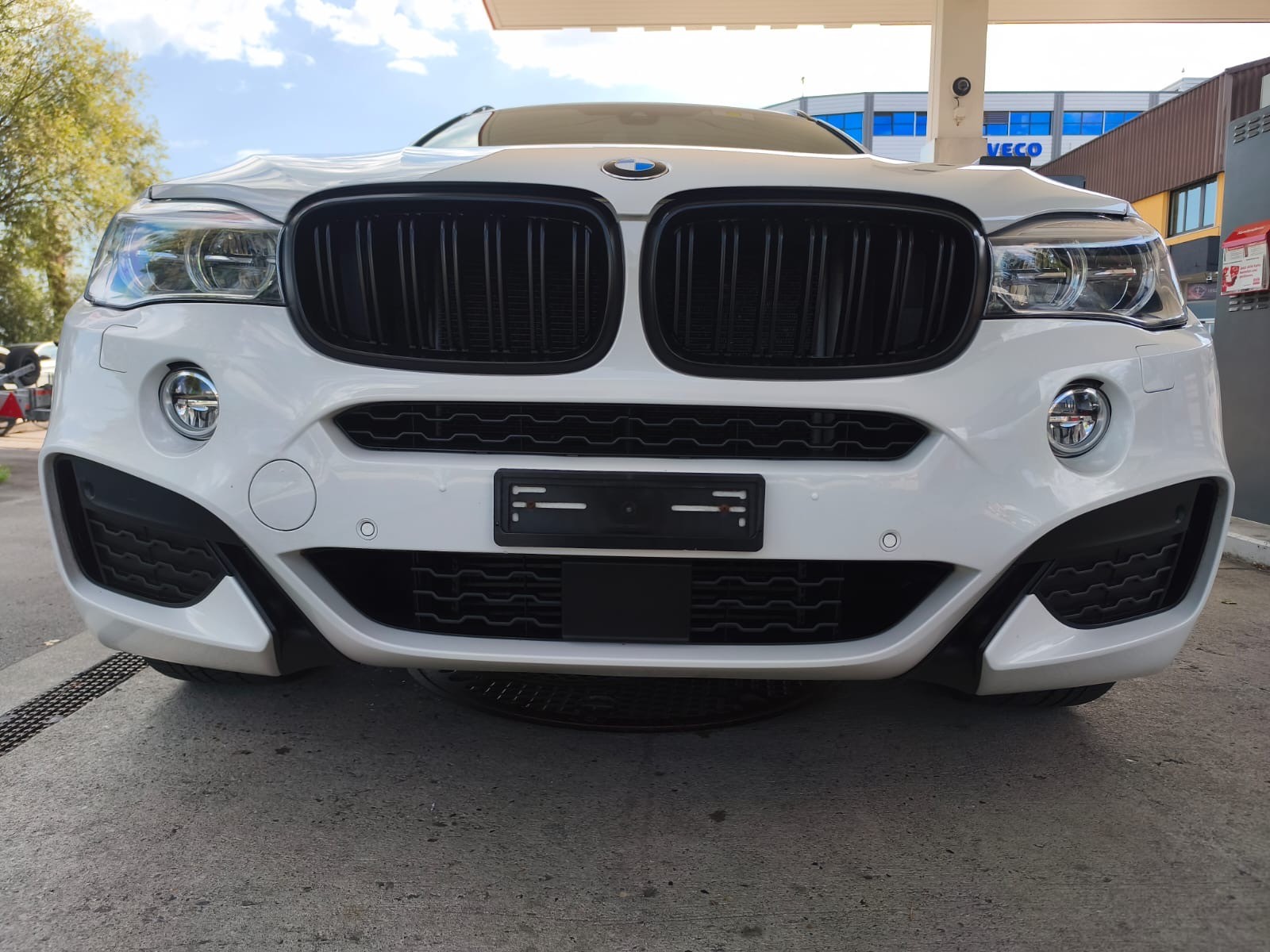 BMW X6 xDrive 40d M Packt Steptronic-image-25