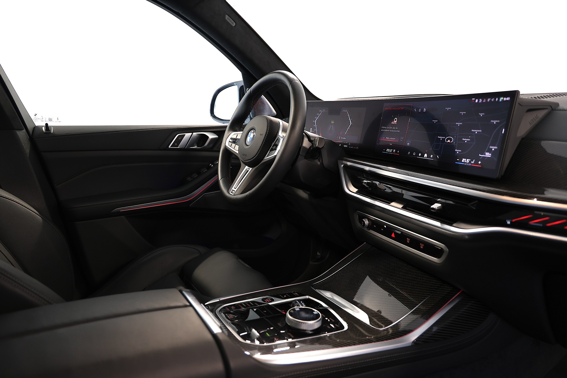 BMW X7 M60i-image-12