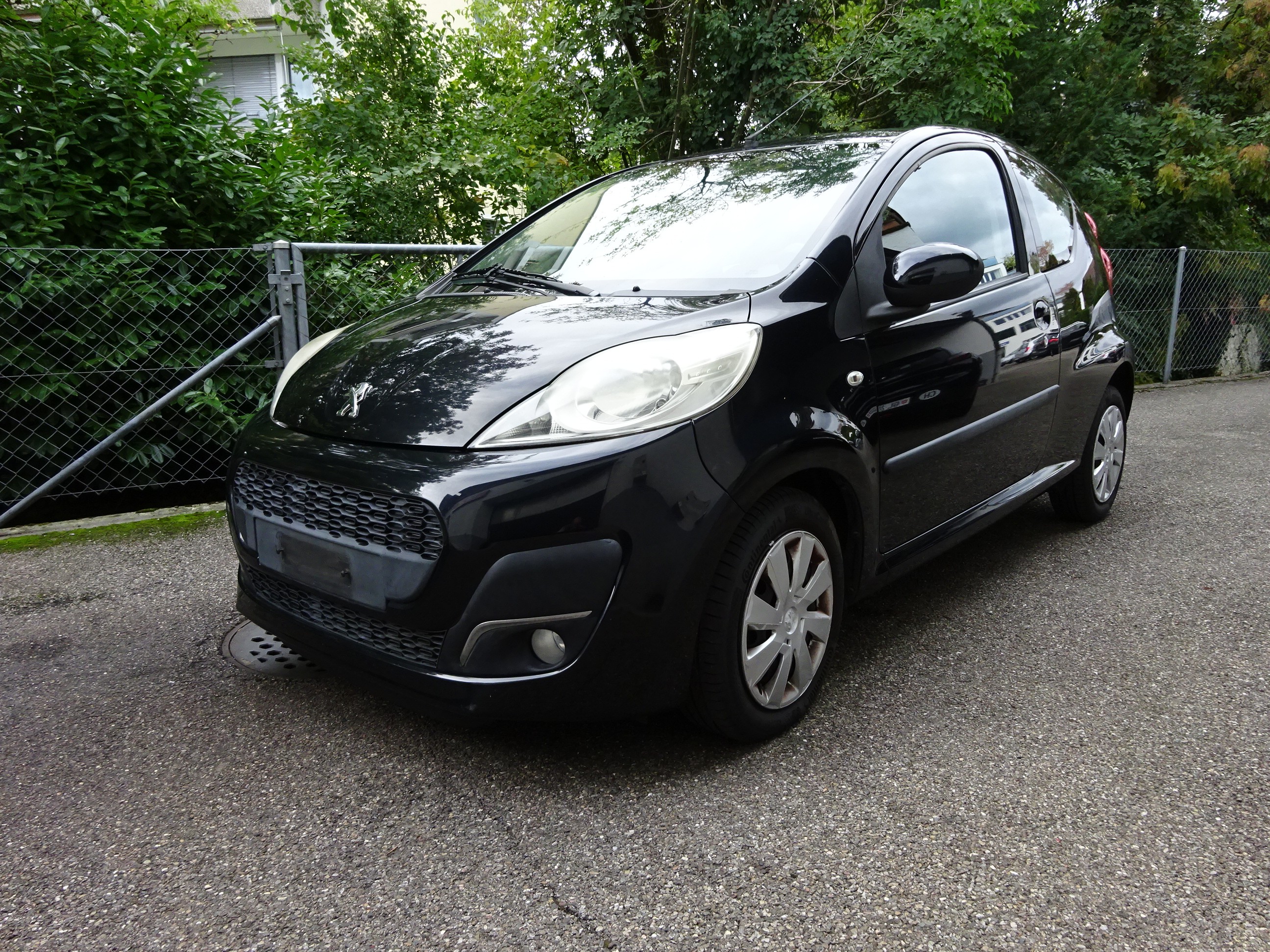 Car photo