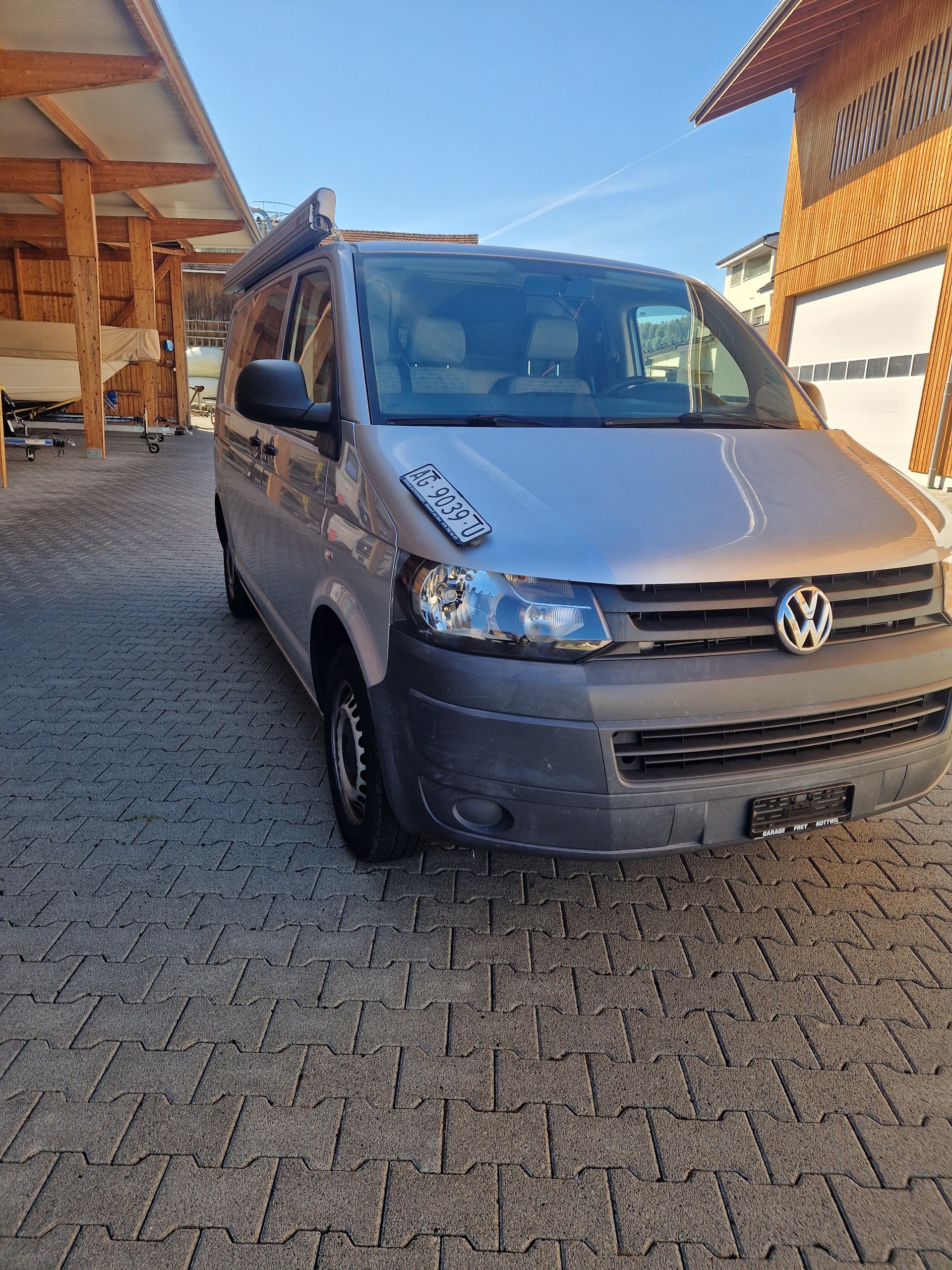 VW T5 2.0 TDI 4Motion-image-1