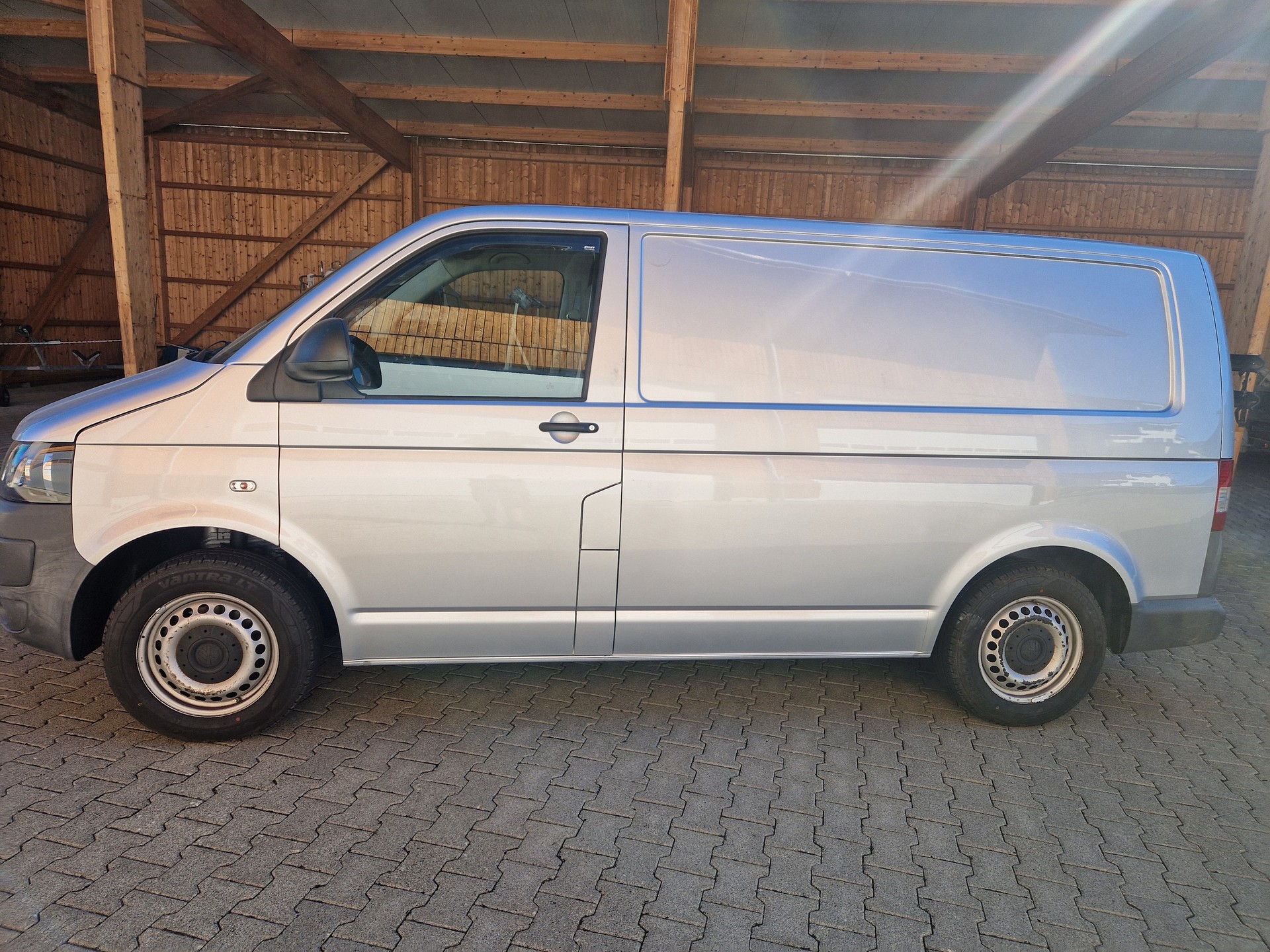 VW T5 2.0 TDI 4Motion-image-5