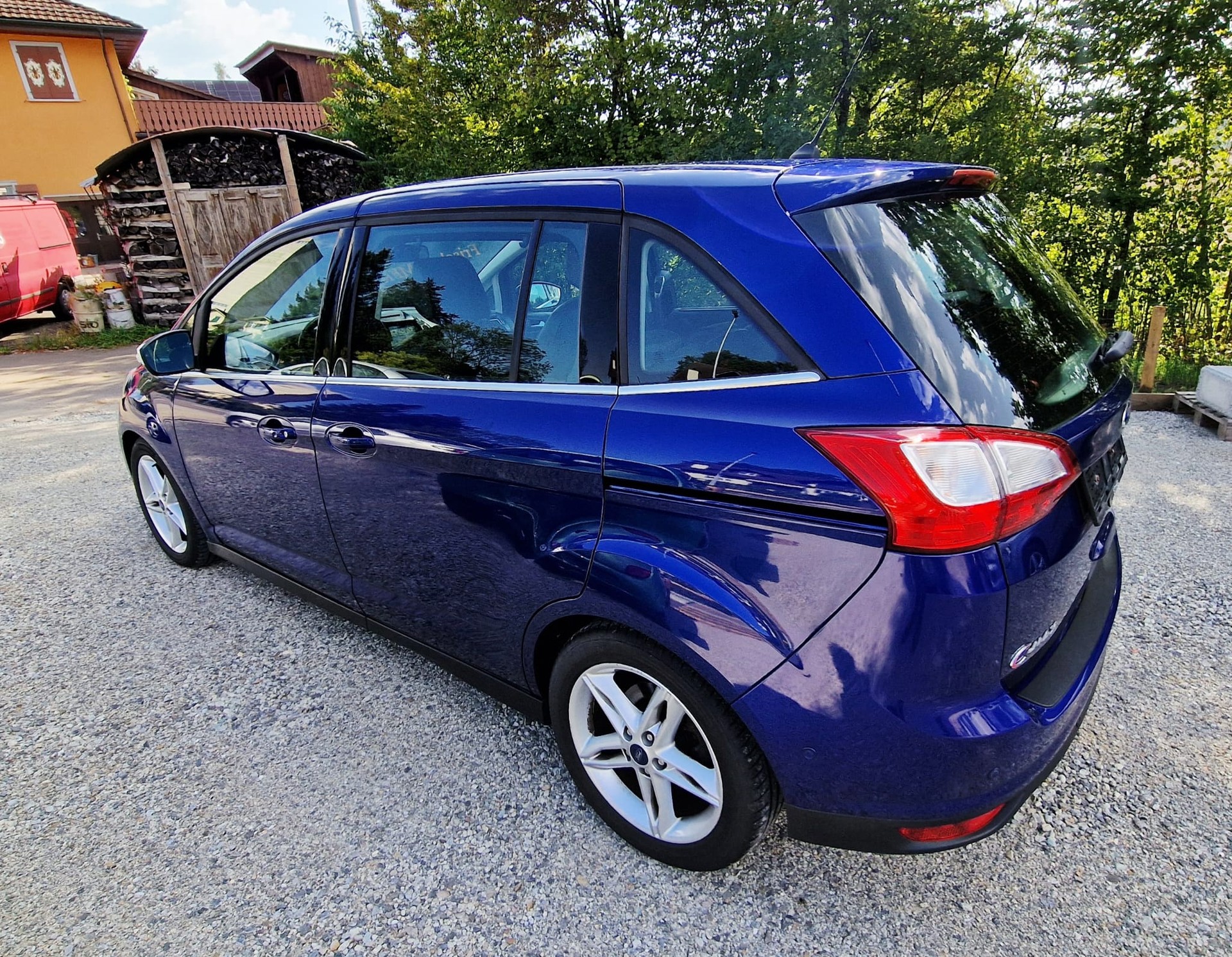 FORD GrC-Max 1.5TDCi Titanium X-image-4