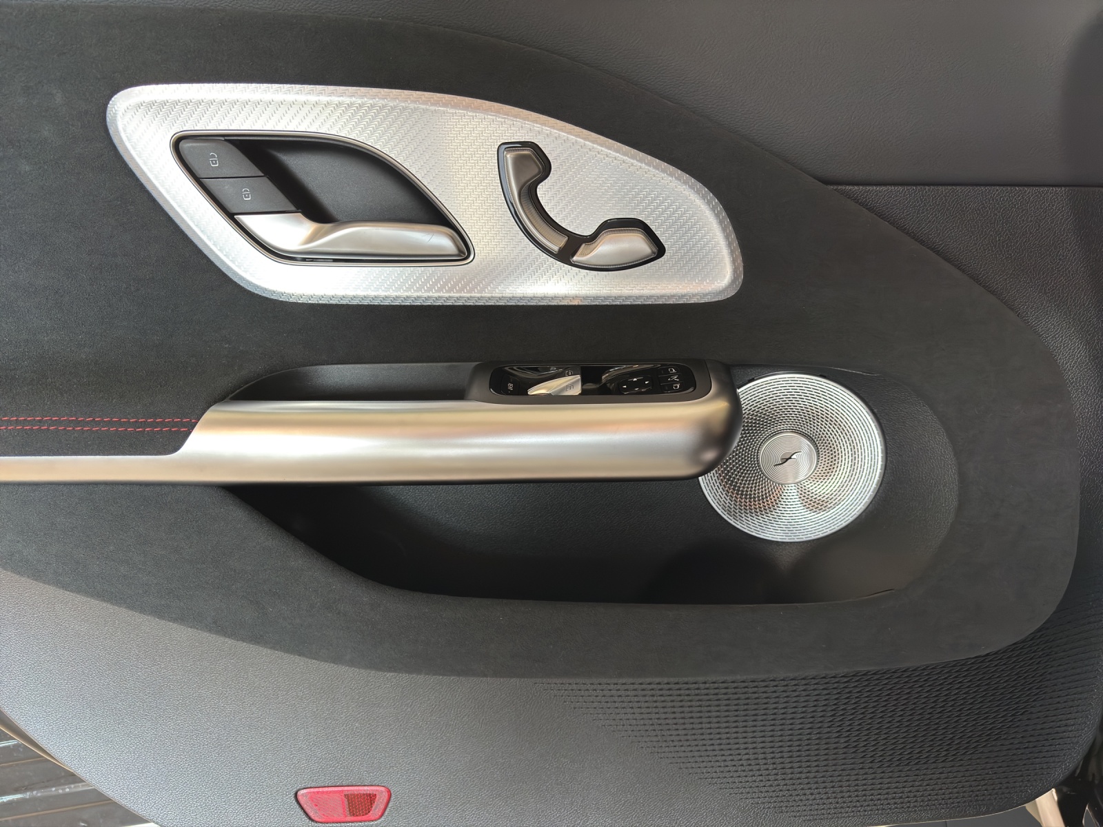 MERCEDES-BENZ CLA 220 AMG Line 4matic C178-image-3