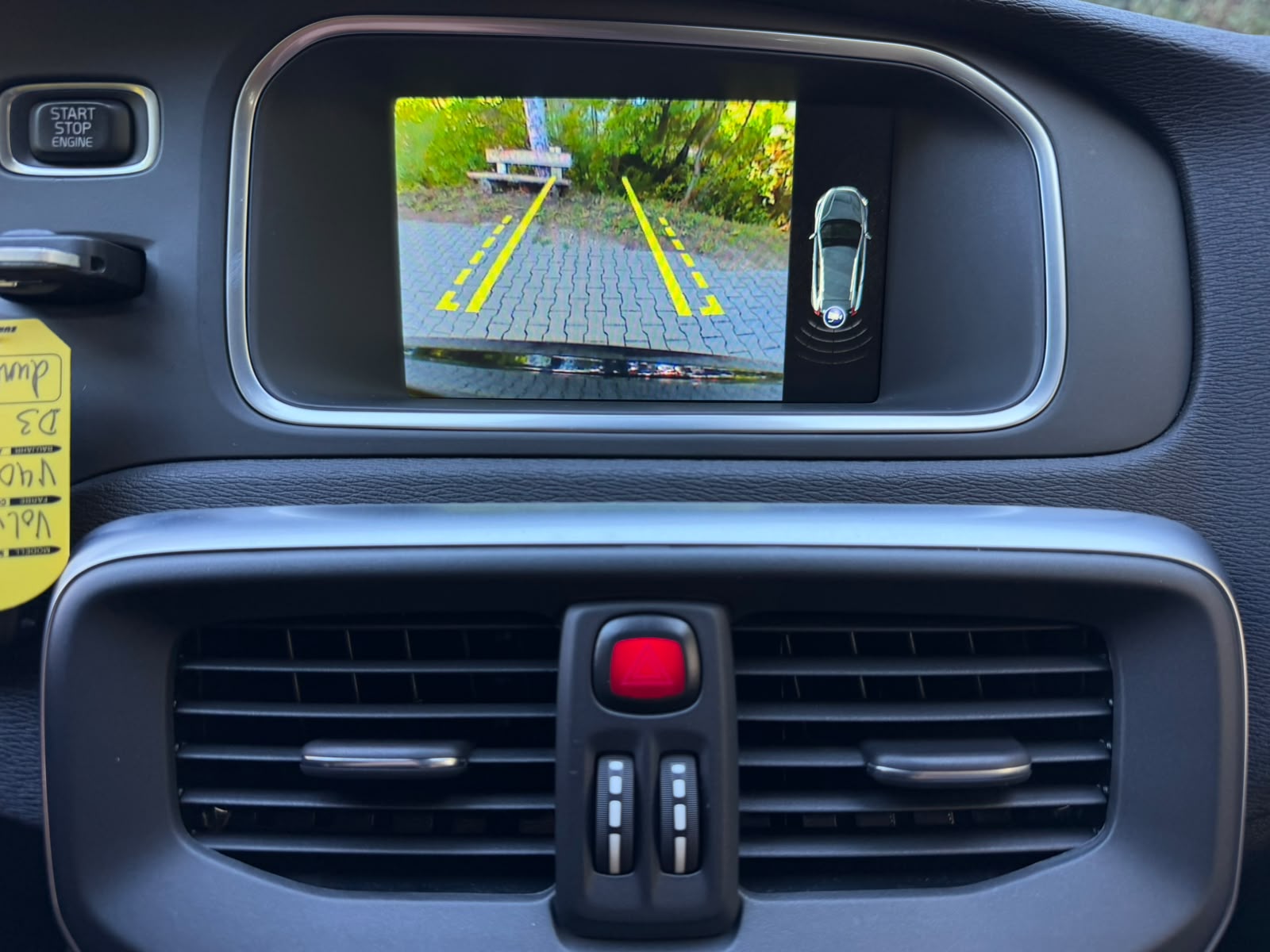 VOLVO V40 Cross Country D3 Summum Geartronic-image-21