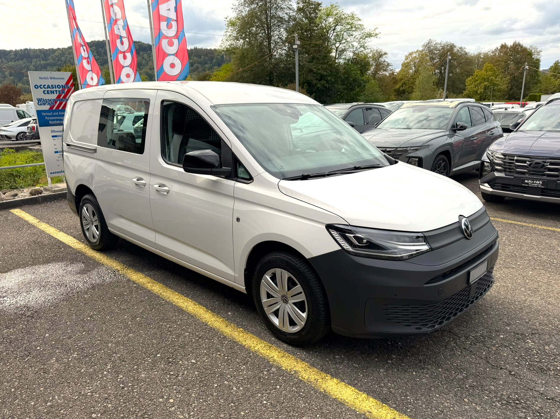 VW Caddy Cargo 2.0TDI Maxi-image-9