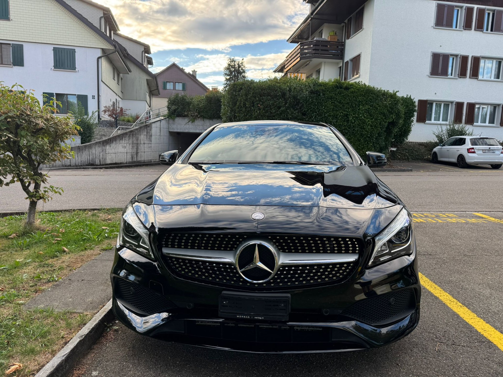 MERCEDES-BENZ CLA 250 AMG Line 4m-image-0