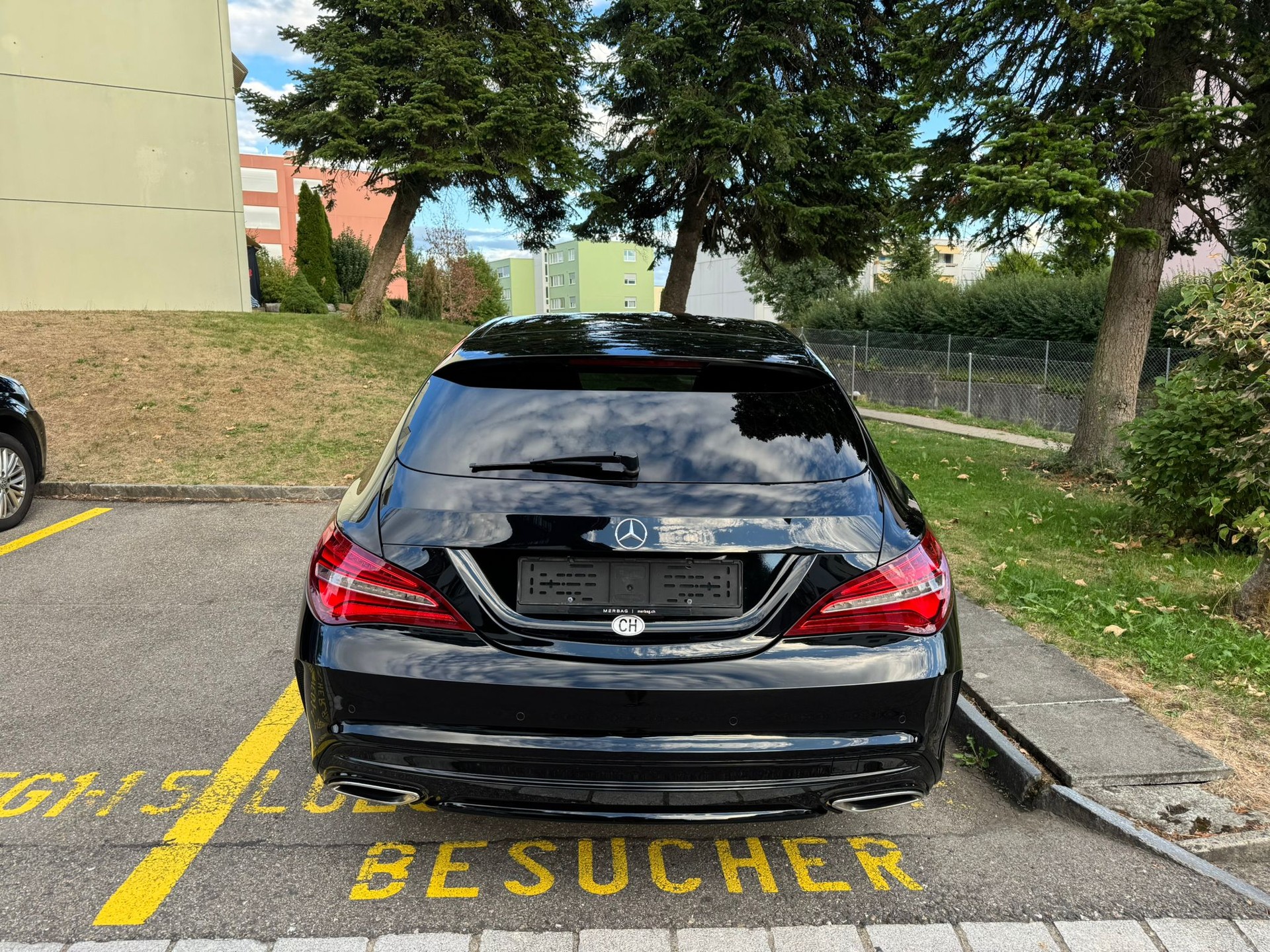 MERCEDES-BENZ CLA 250 AMG Line 4m-image-2