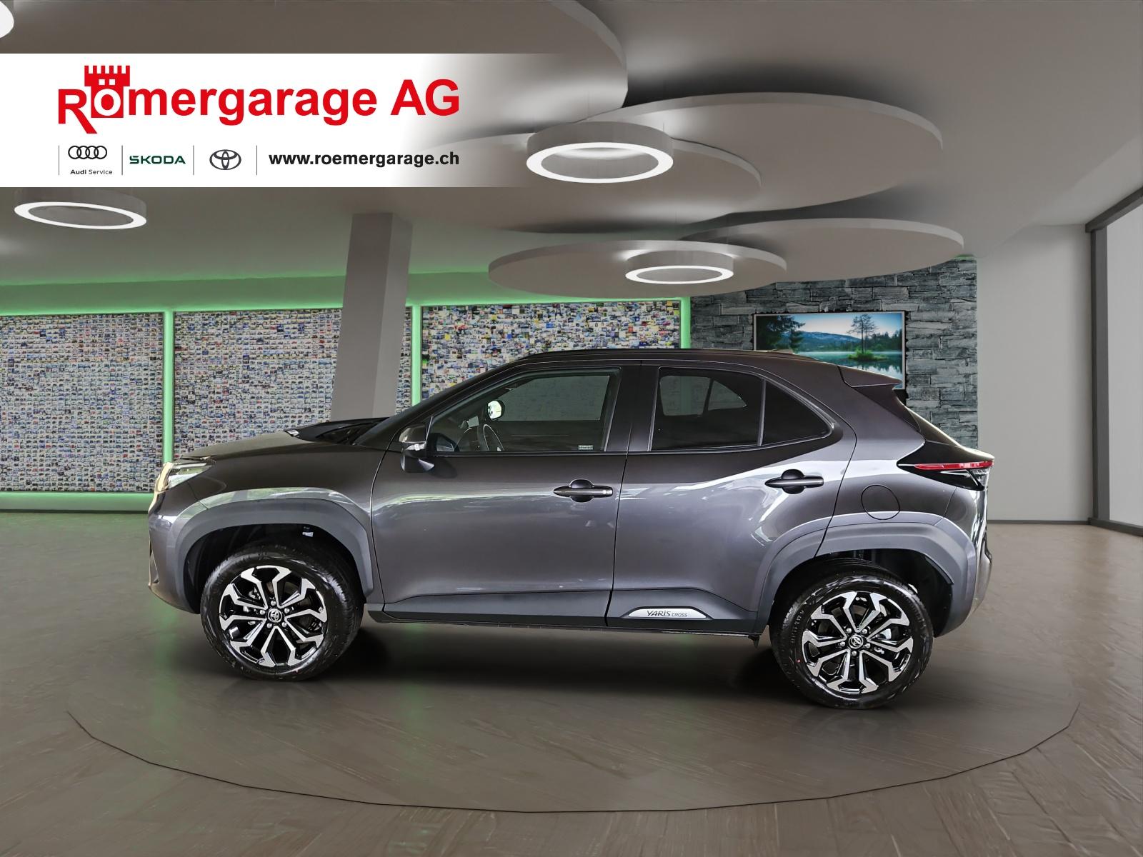 TOYOTA Yaris Cross 1.5 VVT-i HSD Trend AWD-i-image-1