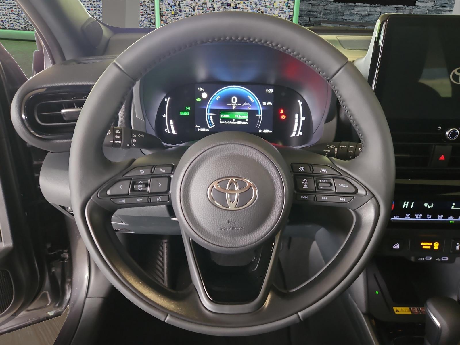 TOYOTA Yaris Cross 1.5 VVT-i HSD Trend AWD-i-image-10