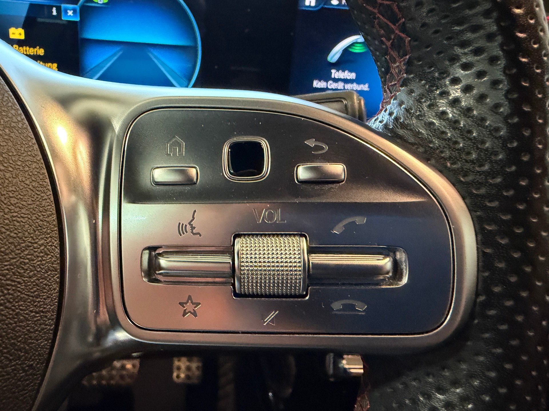MERCEDES-BENZ A 250 AMG Line 7G-DCT-image-20