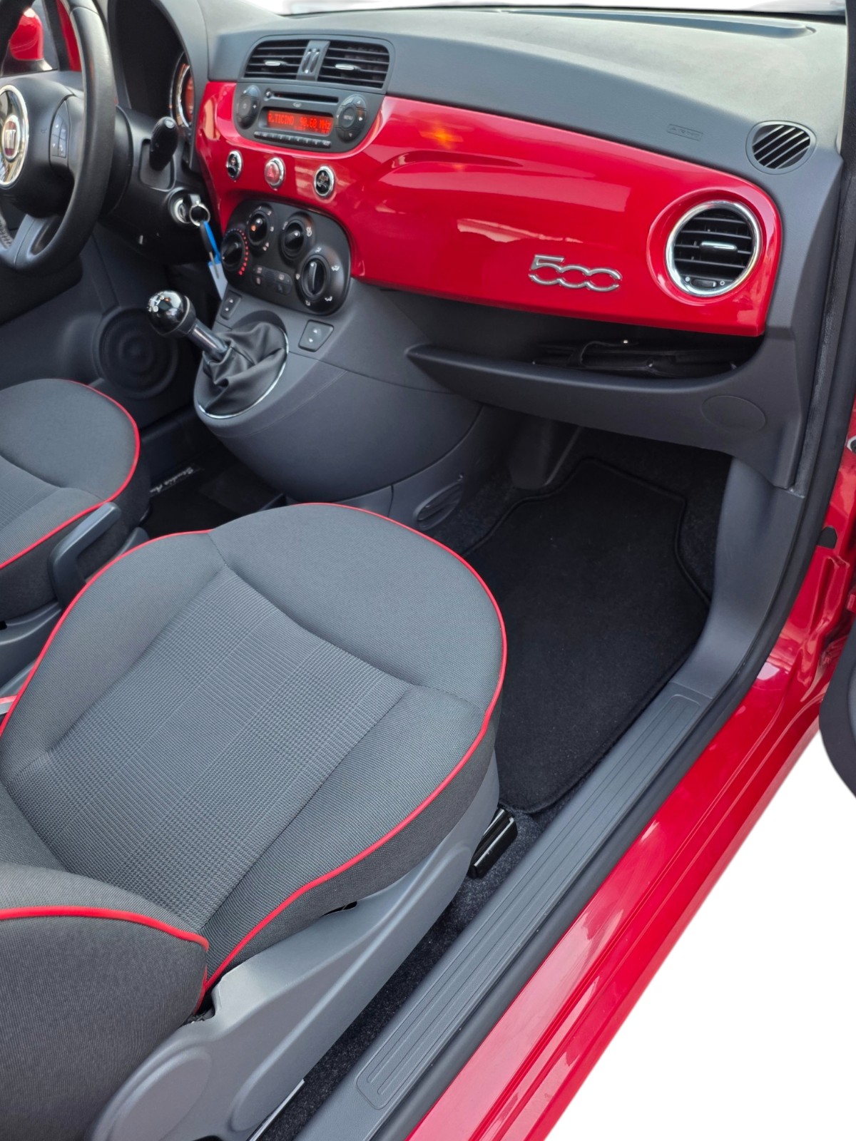 FIAT 500 1.3 JTD Lounge-image-14