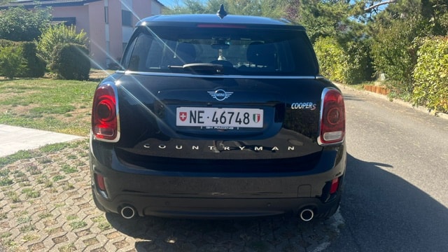 MINI 2.0i Cooper S ALL4-image-1