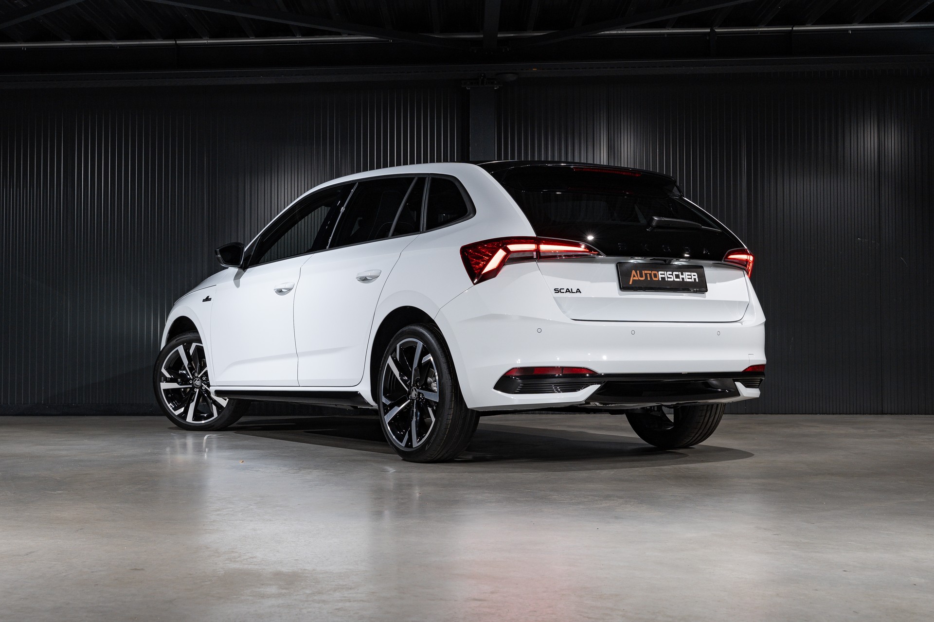 SKODA Scala 1.5 TSI Monte Carlo DSG-showroom-element-1