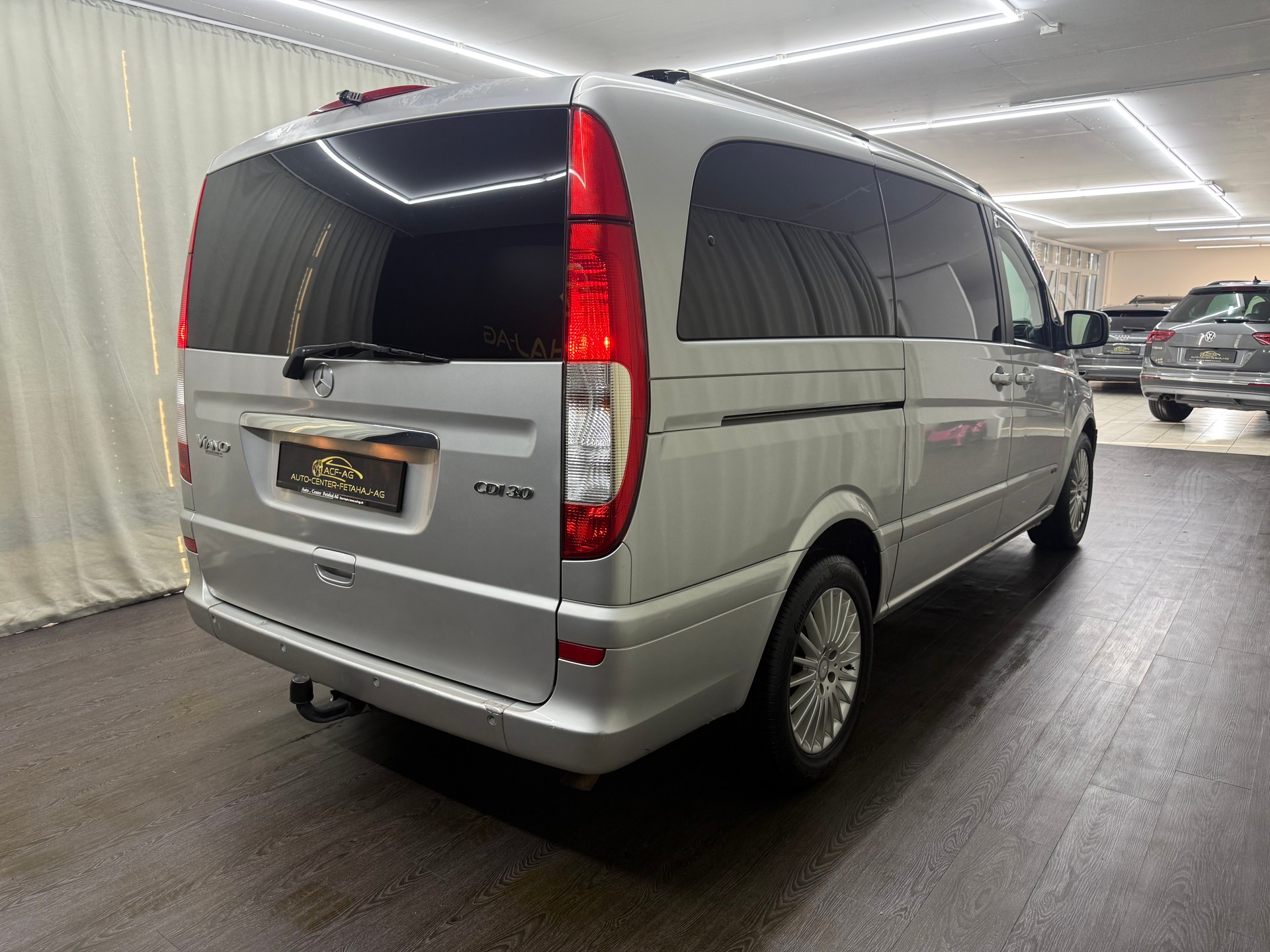 MERCEDES-BENZ Viano 3.0 CDI Trend L Automat-image-3