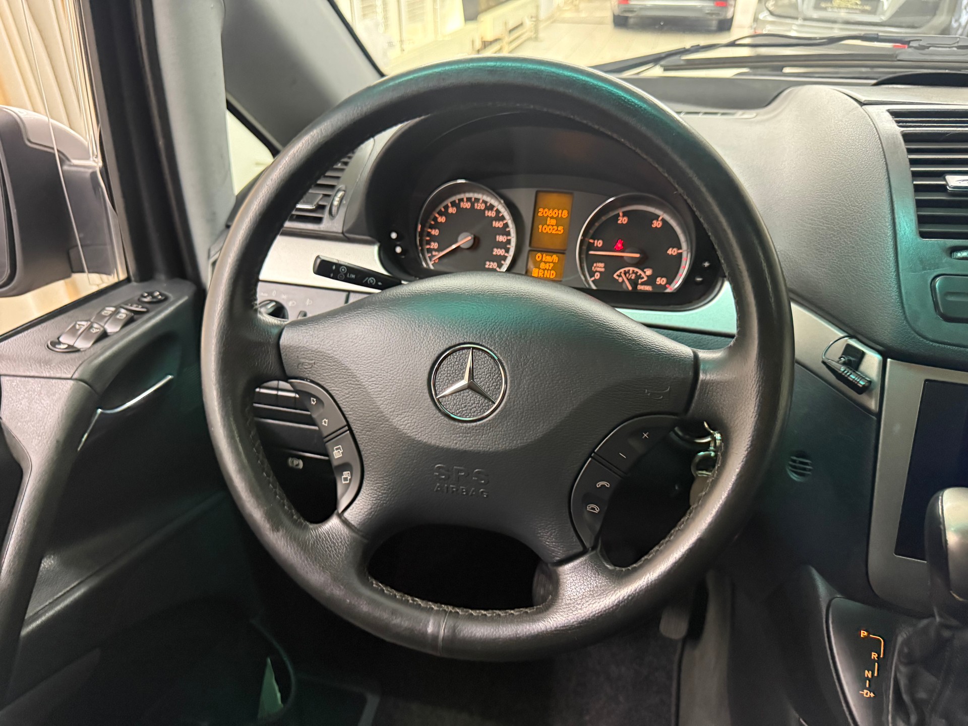 MERCEDES-BENZ Viano 3.0 CDI Trend L Automat-image-12
