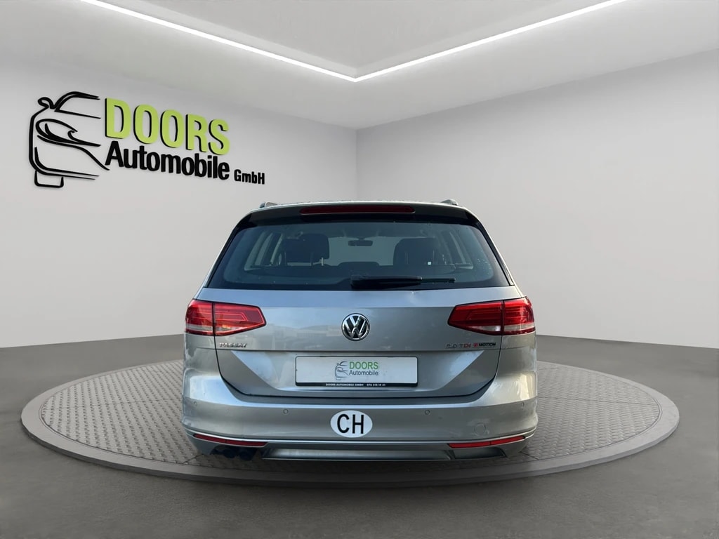 VW Passat Variant 2.0 TDI BMT Comfortline DSG 4Motion-image-4