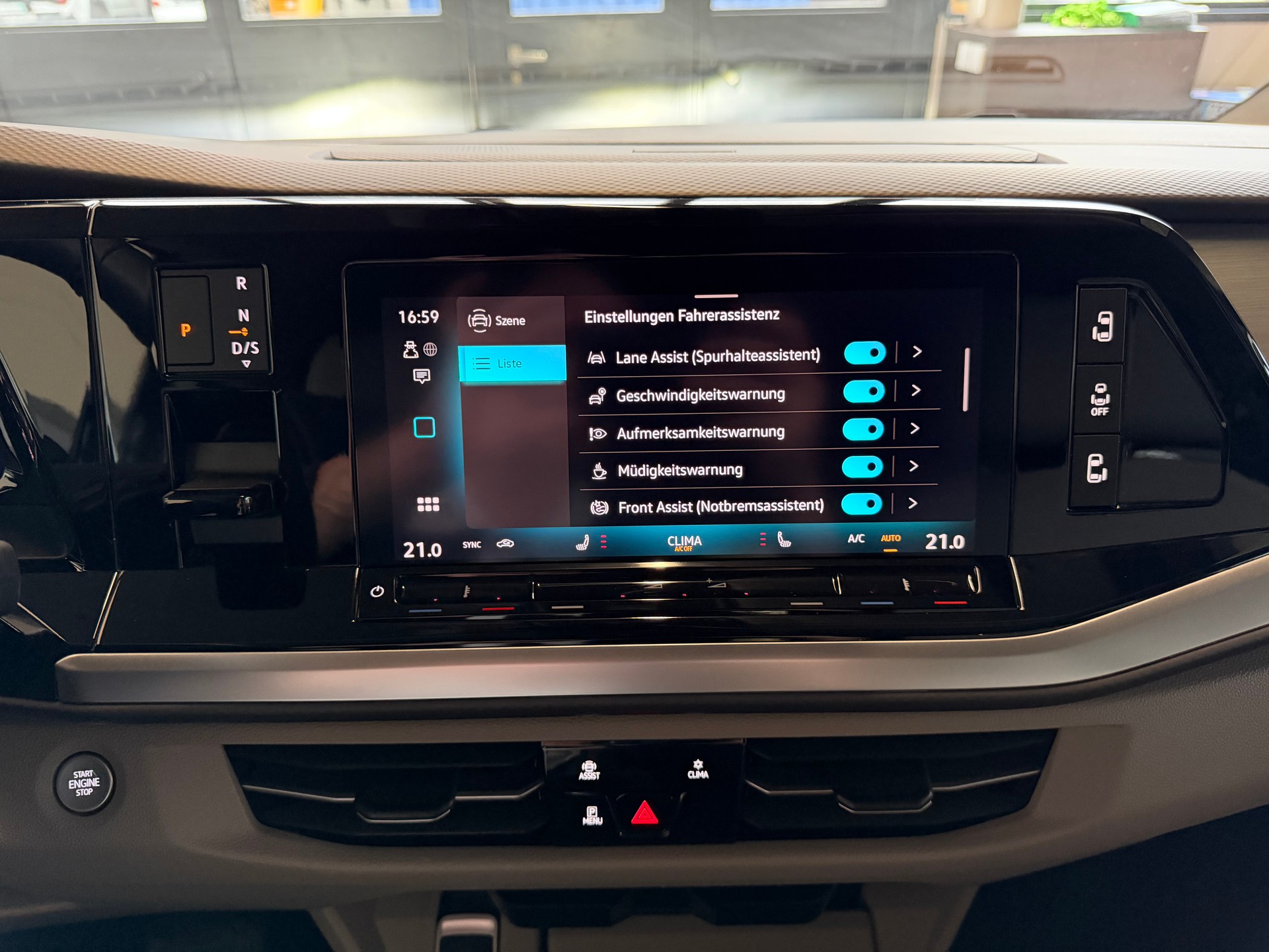 VW Multivan 2.0 TDI Life DSG Lang * LEDER ALCANTARA 7 SITZE *-image-16