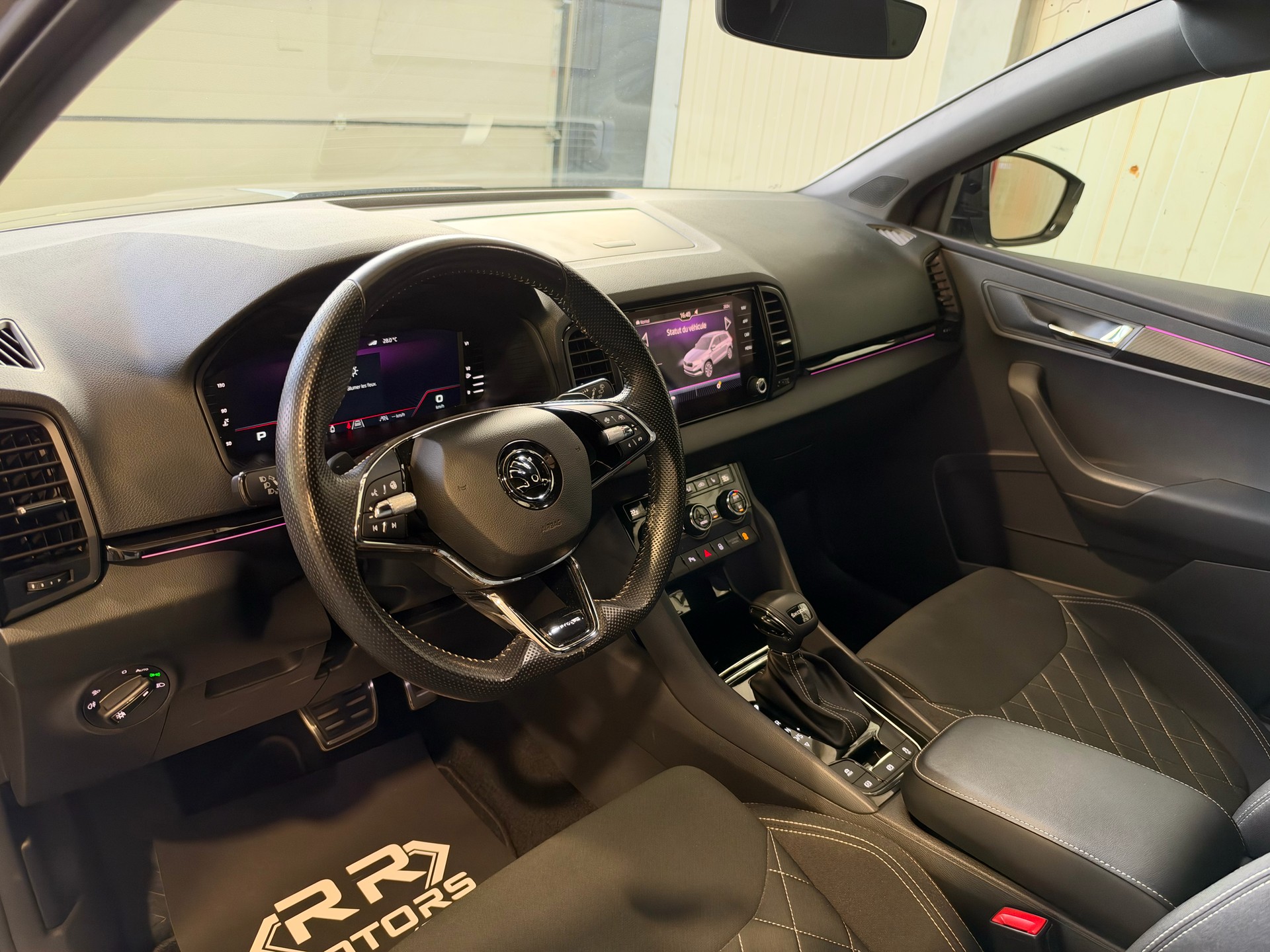 SKODA Karoq 1.5 TSI SportLine DSG-image-12
