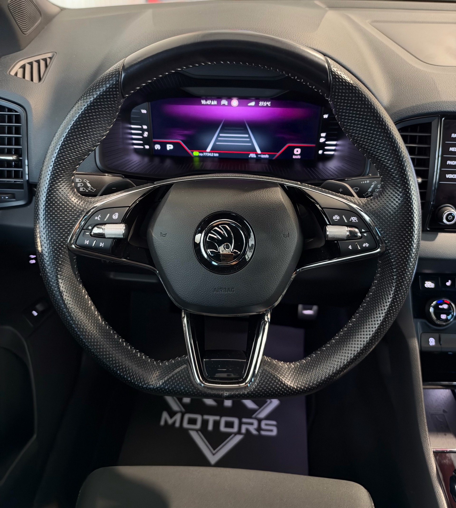 SKODA Karoq 1.5 TSI SportLine DSG-image-11