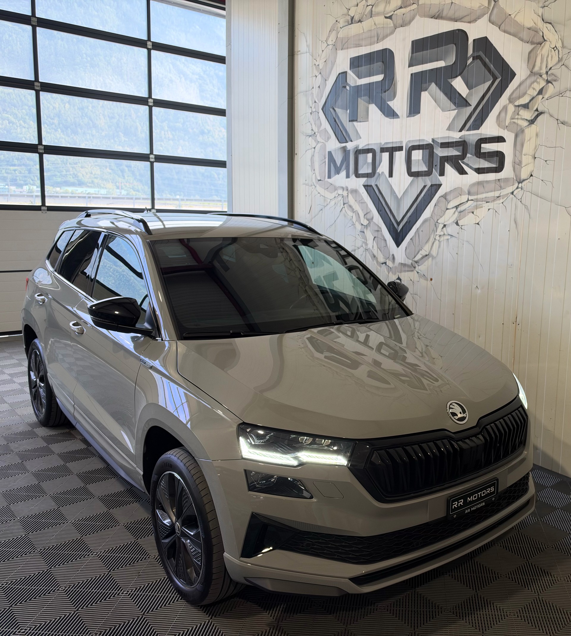 SKODA Karoq 1.5 TSI SportLine DSG-image-5