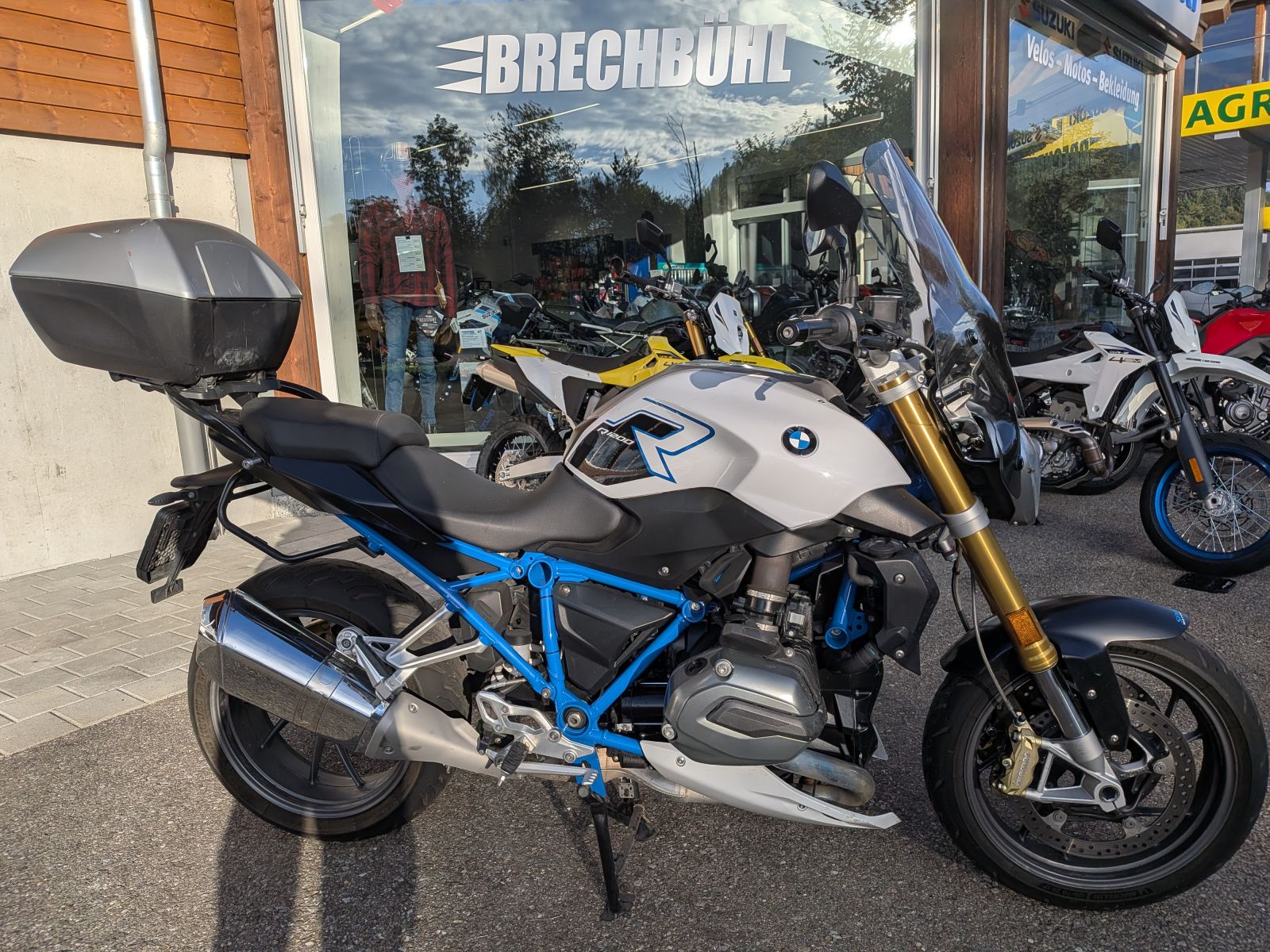BMW R 1200 R ABS-image-6