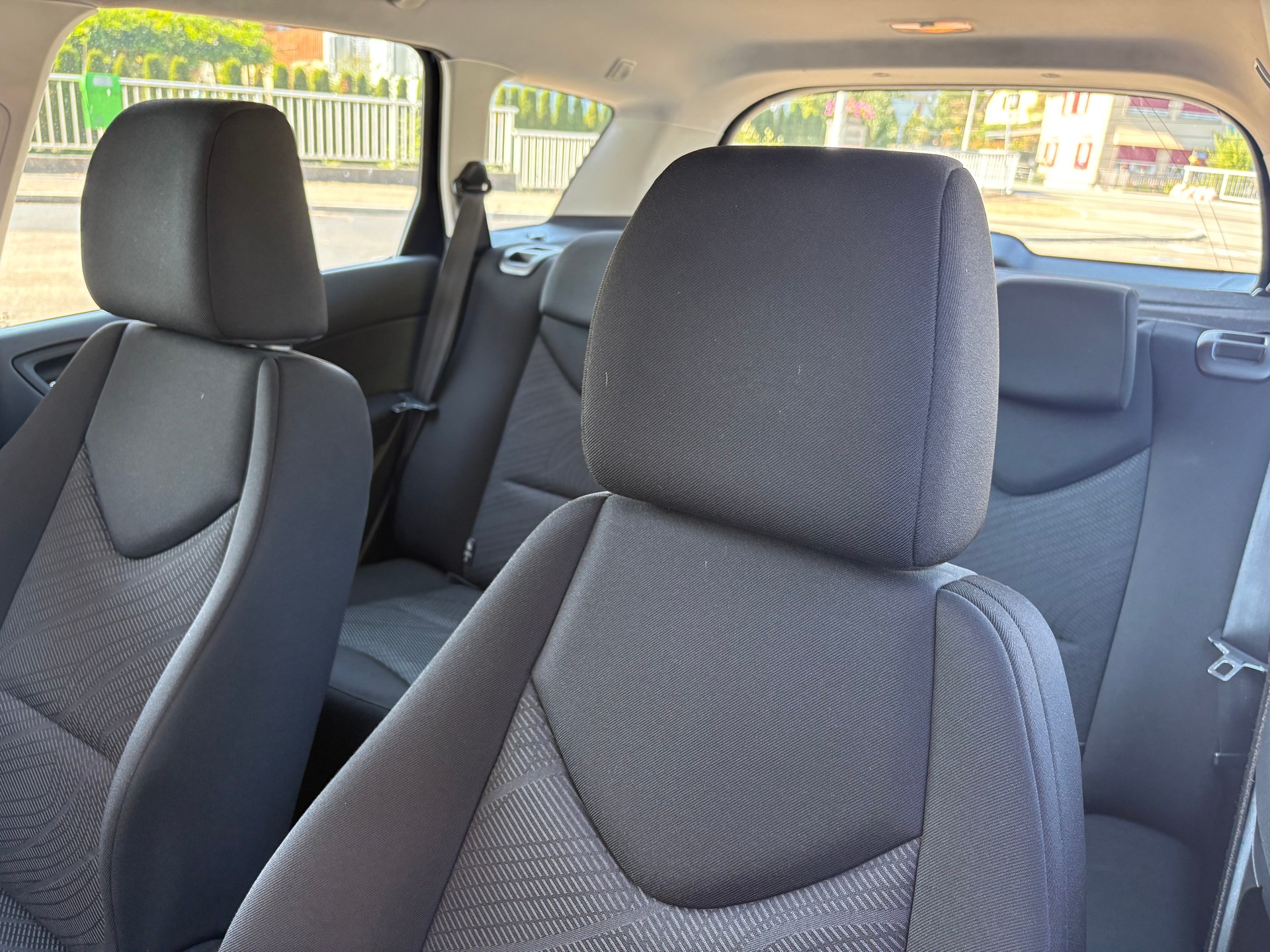PEUGEOT 308 BR 1.6 HDi SST-image-8
