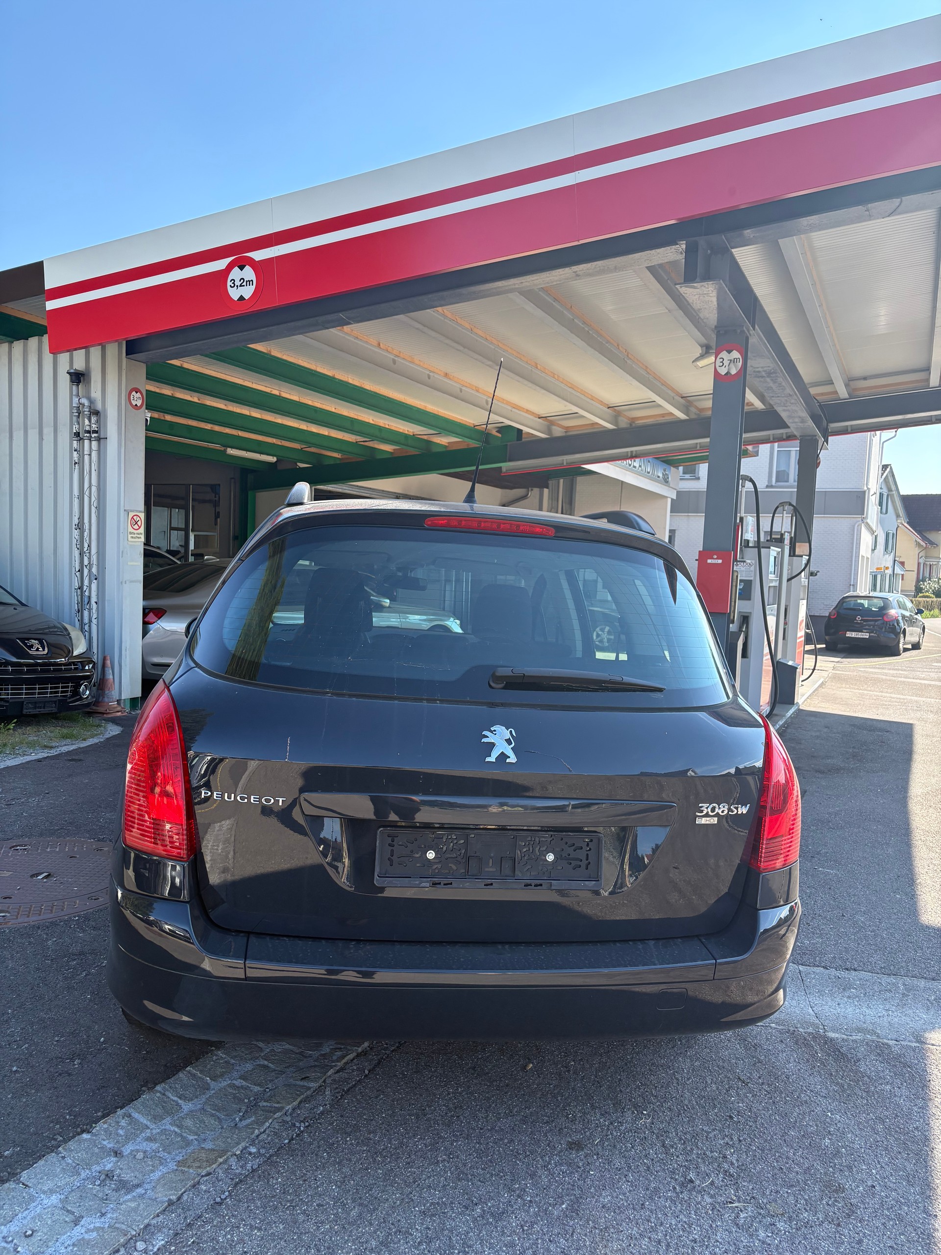 PEUGEOT 308 BR 1.6 HDi SST-image-2