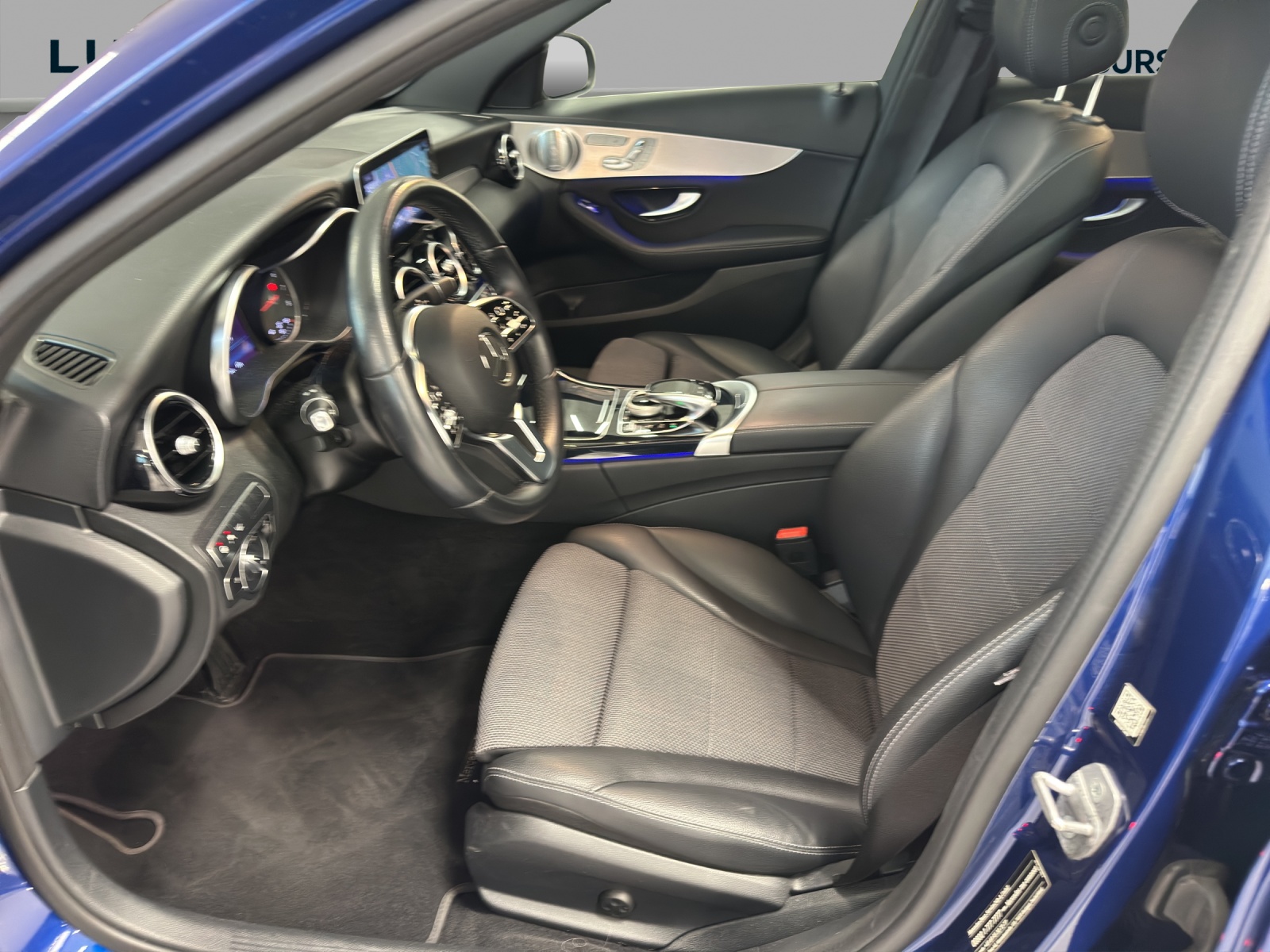 MERCEDES-BENZ C 400 Avantgarde 4Matic 9G-Tronic-image-7
