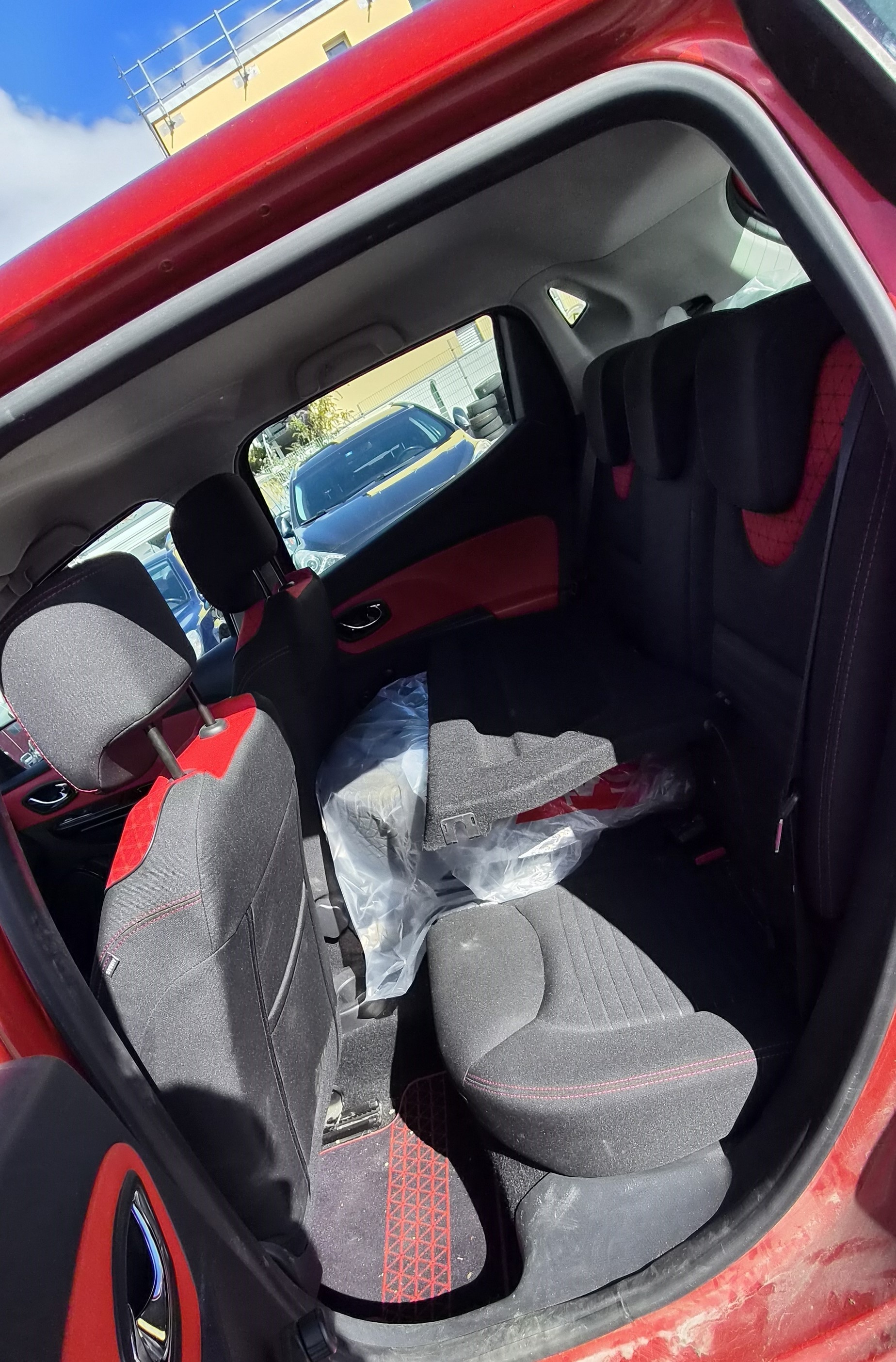 RENAULT Clio 0.9 12V Expression-image-11