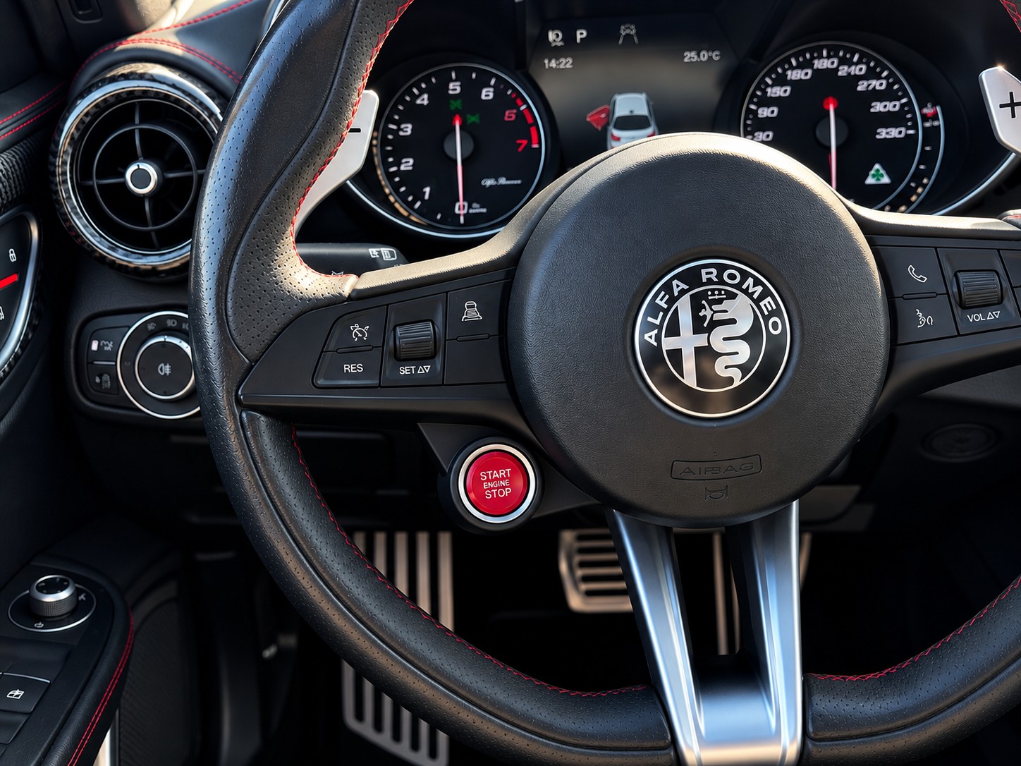 ALFA ROMEO Giulia 2.9 V6 Quadrifoglio Automatic-image-12