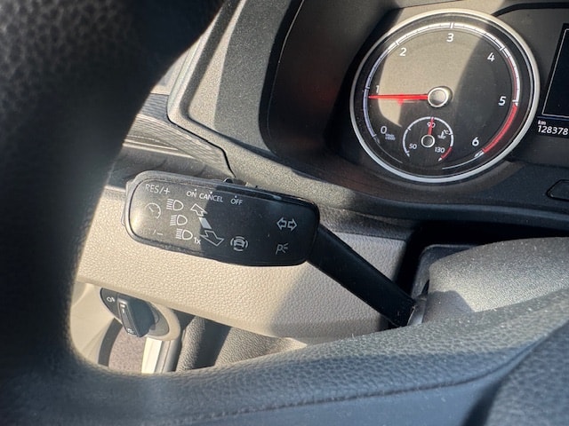 VW T6.1 2.0 TDI DSG **2.5T Anhängelast**-image-12
