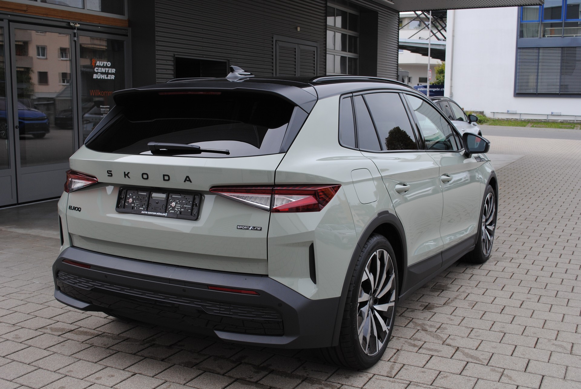 SKODA Elroq 85x Sportline 4x4-image-7