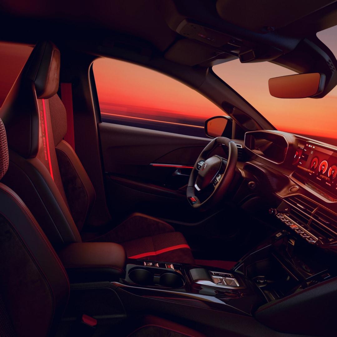PEUGEOT 208 E-GTi 281PS-image-3
