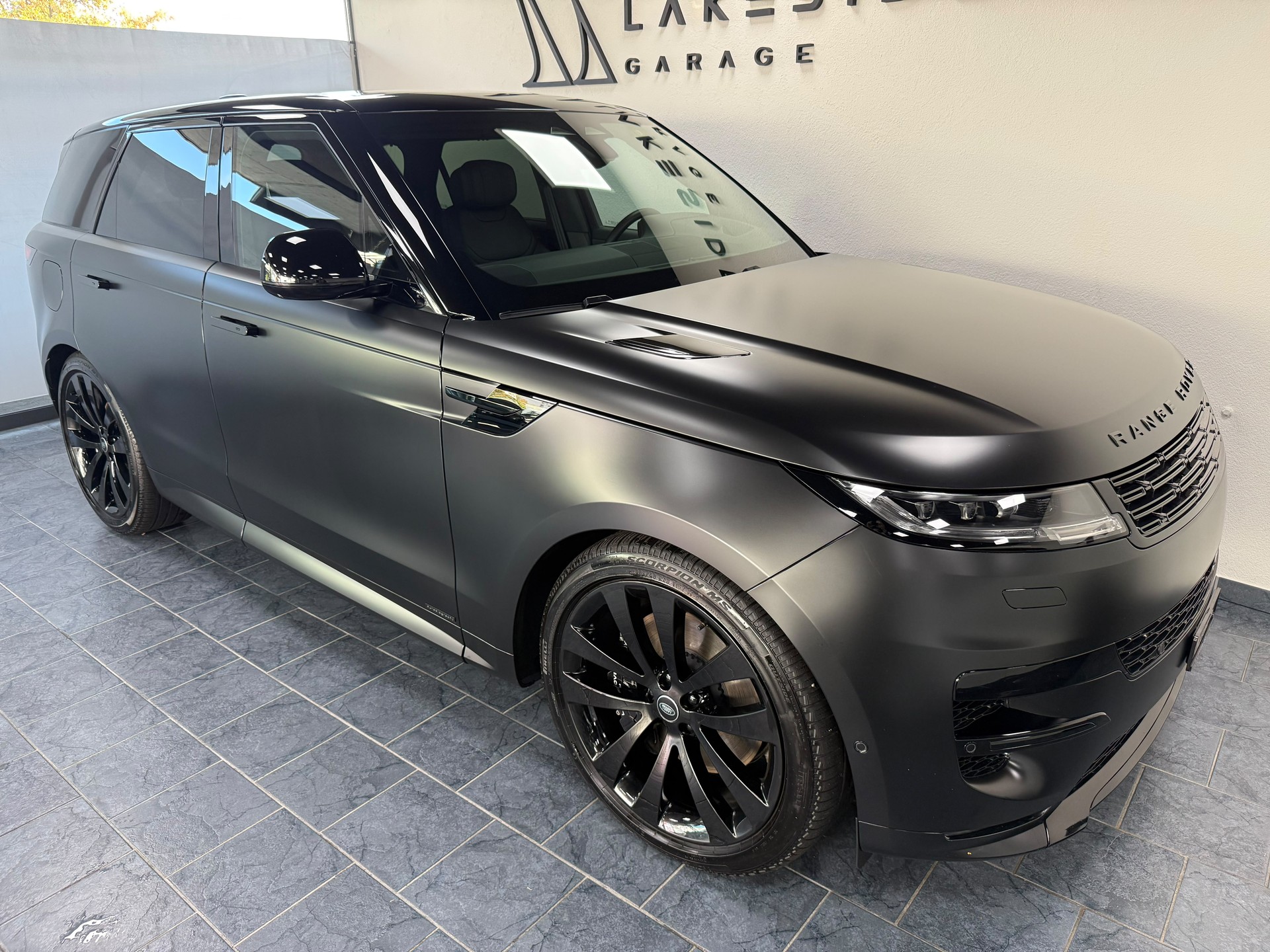 LAND ROVER Range Rover Sport P530 4.4 V8 Autobiography Automatic-image-2