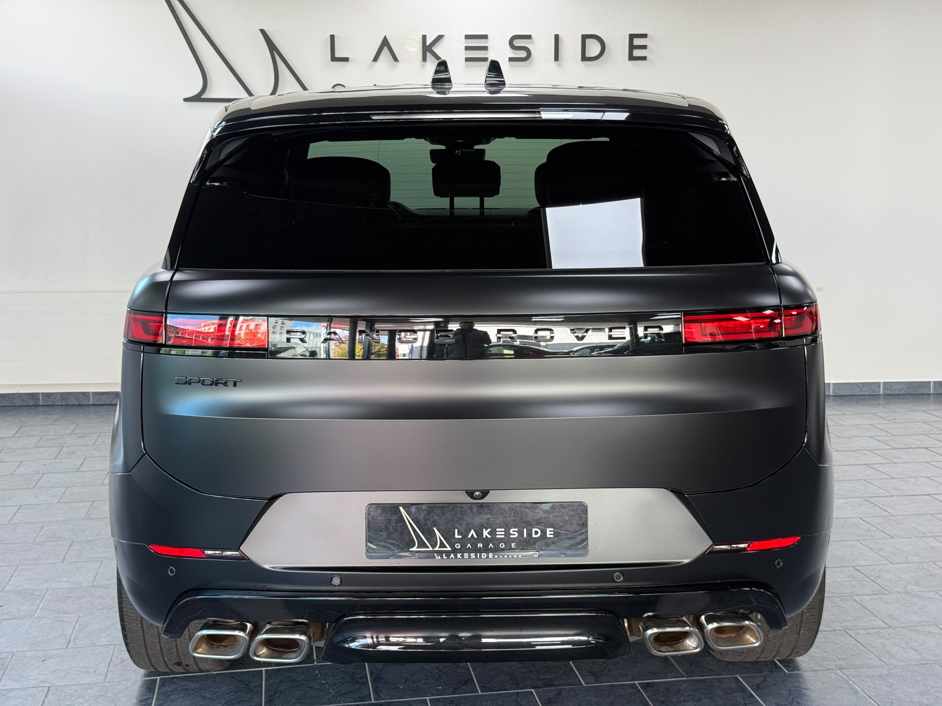LAND ROVER Range Rover Sport P530 4.4 V8 Autobiography Automatic-image-4