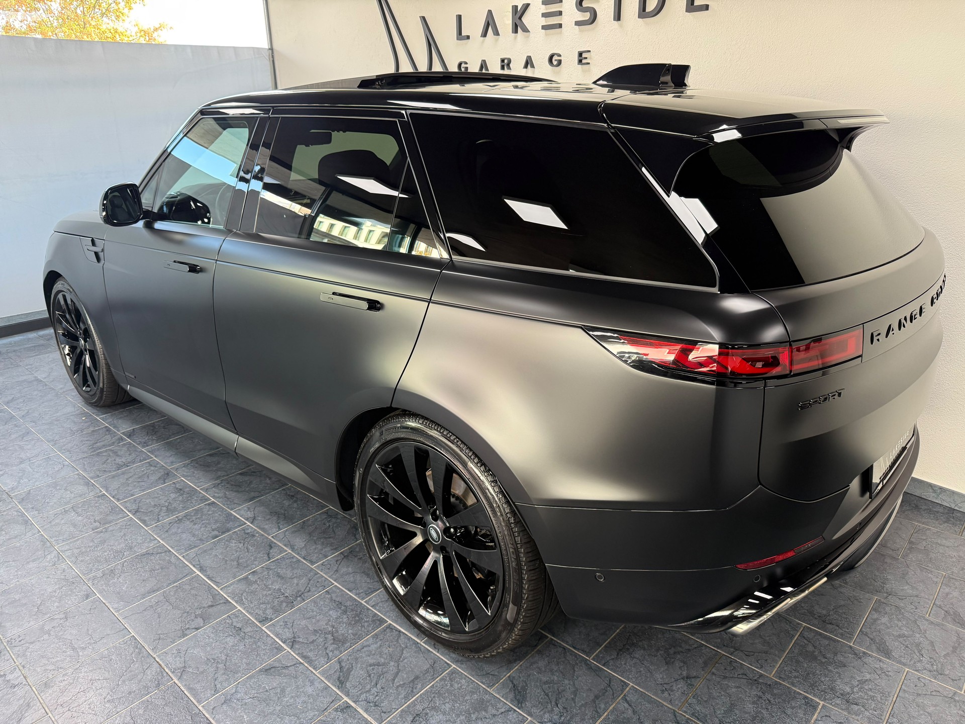 LAND ROVER Range Rover Sport P530 4.4 V8 Autobiography Automatic-image-5