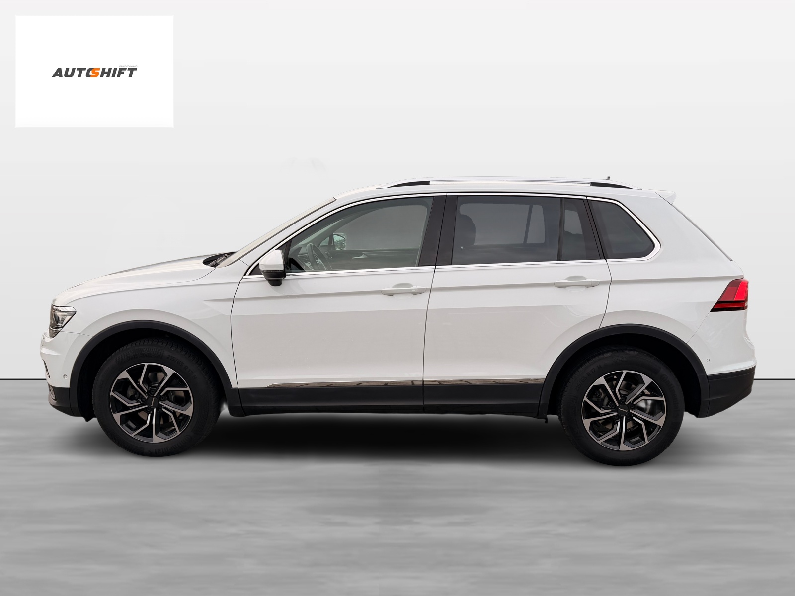 VW Tiguan 2.0 TDI SCR Comfortline 4Motion DSG-image-7