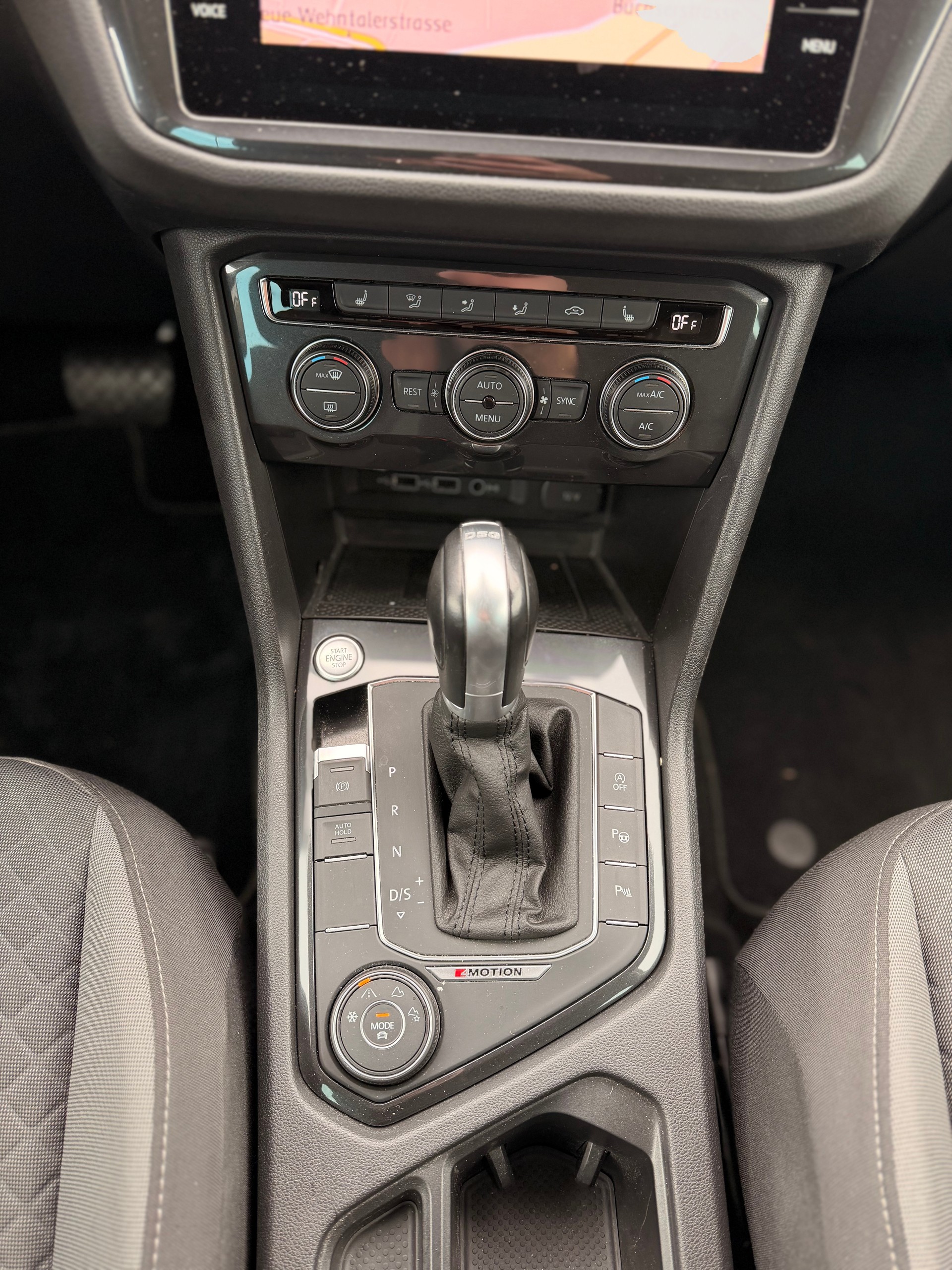 VW Tiguan 2.0 TDI SCR Comfortline 4Motion DSG-image-12