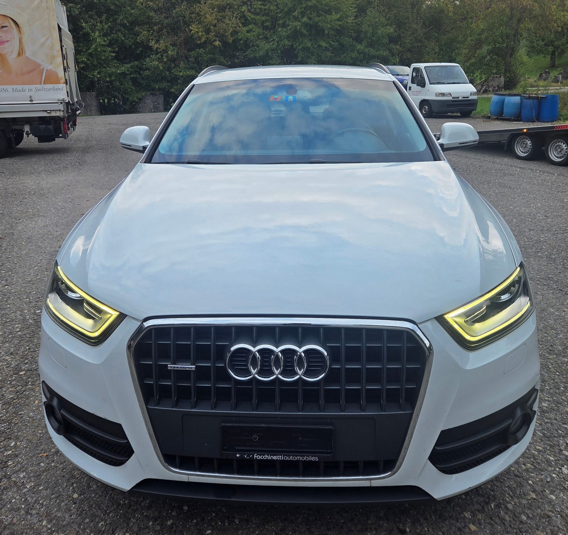 AUDI Q3 2.0 TDI quattro S-tronic-image-4