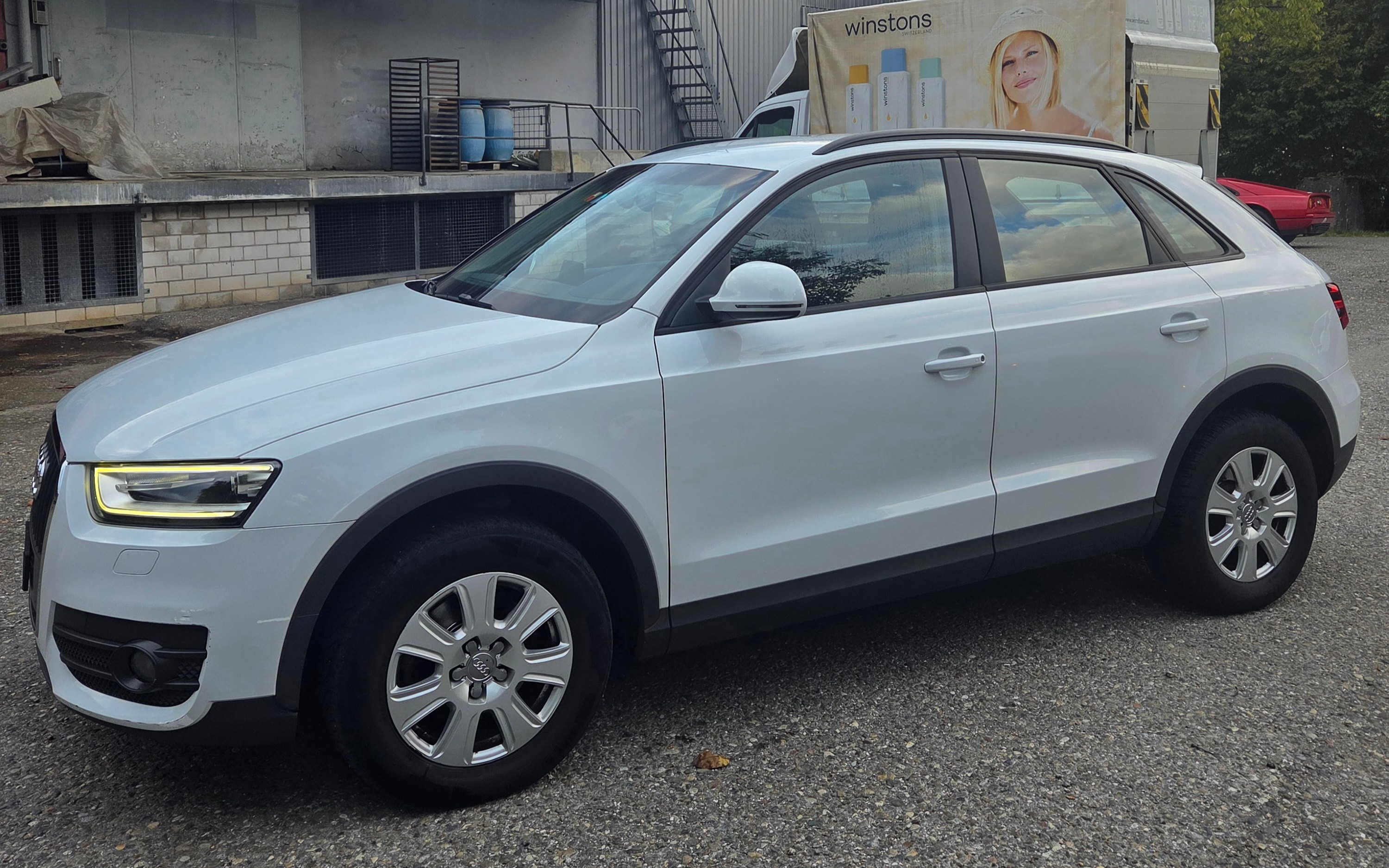 Car photo