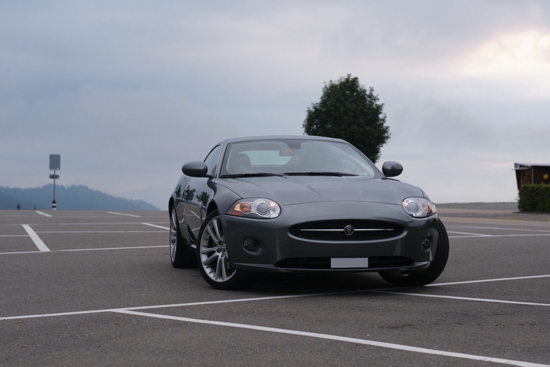 JAGUAR XK 4.2 V8 Automatic-image-0